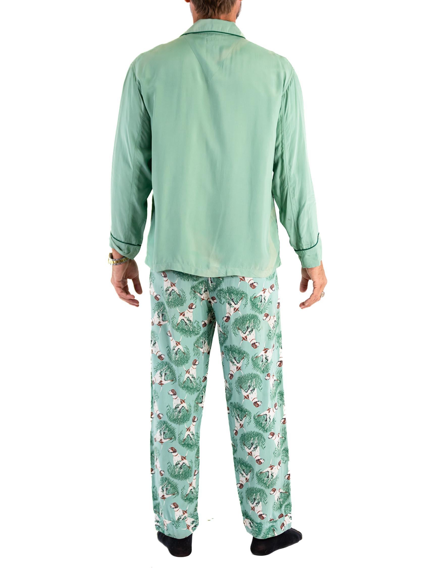 1940S Teal Rayon Solid Top And Hunting Dog Pants Pajamas Set For Sale 3