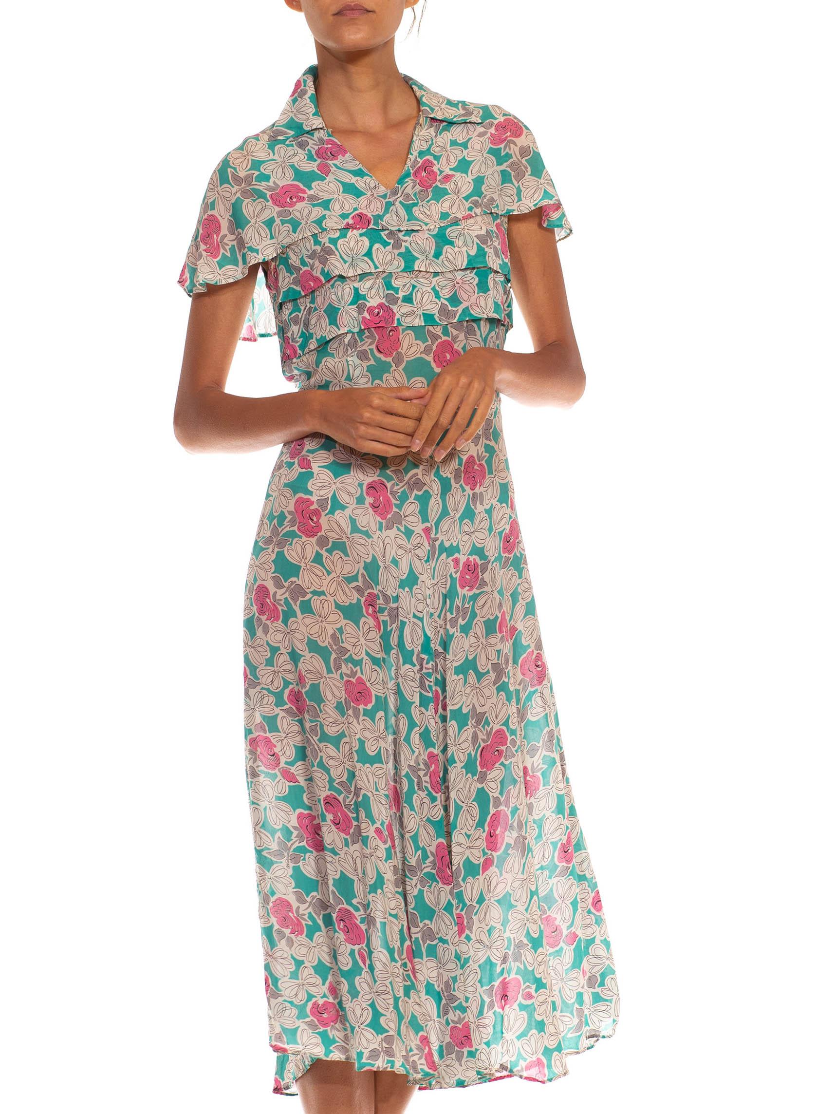 1940S Teal & White Floral Print Rayon Chiffon Dress In Excellent Condition For Sale In New York, NY