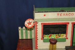 1940s Texaco Service Station Model by Rich Toys