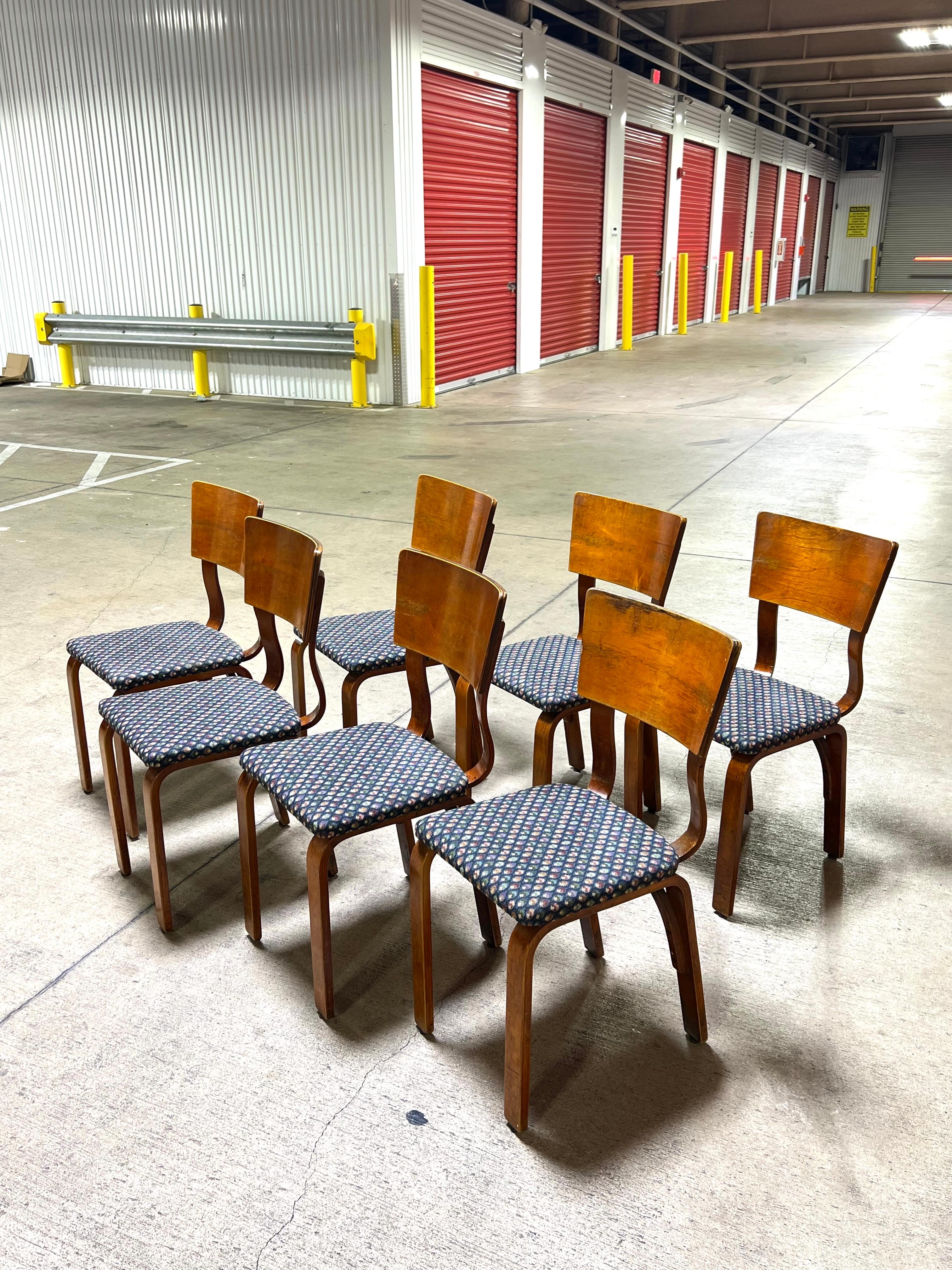 1940s Thonet 1216-S17-B1 Bent Plywood Dining Chairs Set of 7 For Sale 1