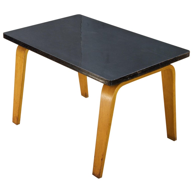 1940s Thonet Black Micarta Coffee Table Bentwood Art Deco New York 1940s Thonet Black Micarta Coffee Table Bentwood Art Deco New York Vintage Mcm For