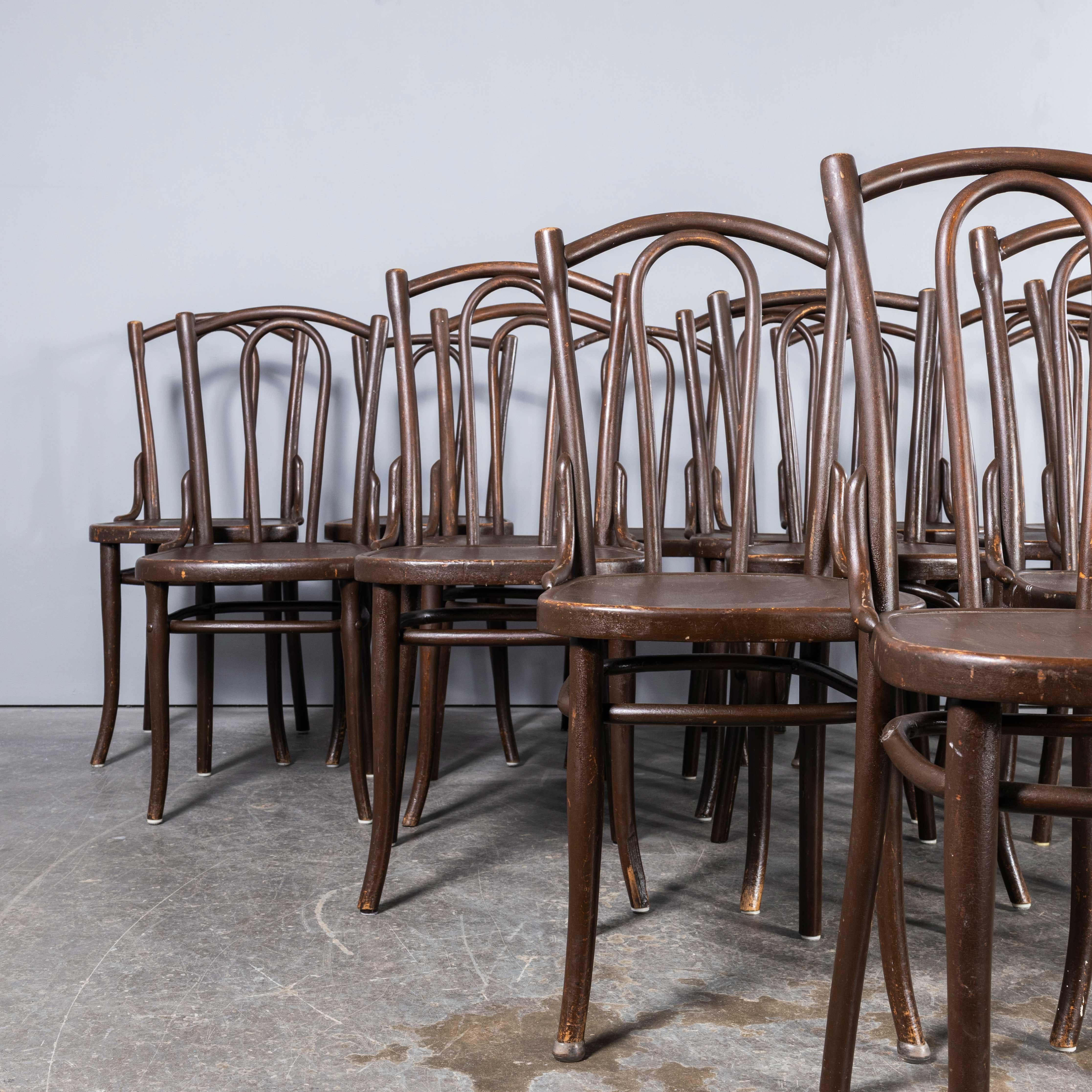 1940's Thonet Original Single Hoop Bentwood Chairs - Set Of Seventeen In Good Condition For Sale In Hook, Hampshire