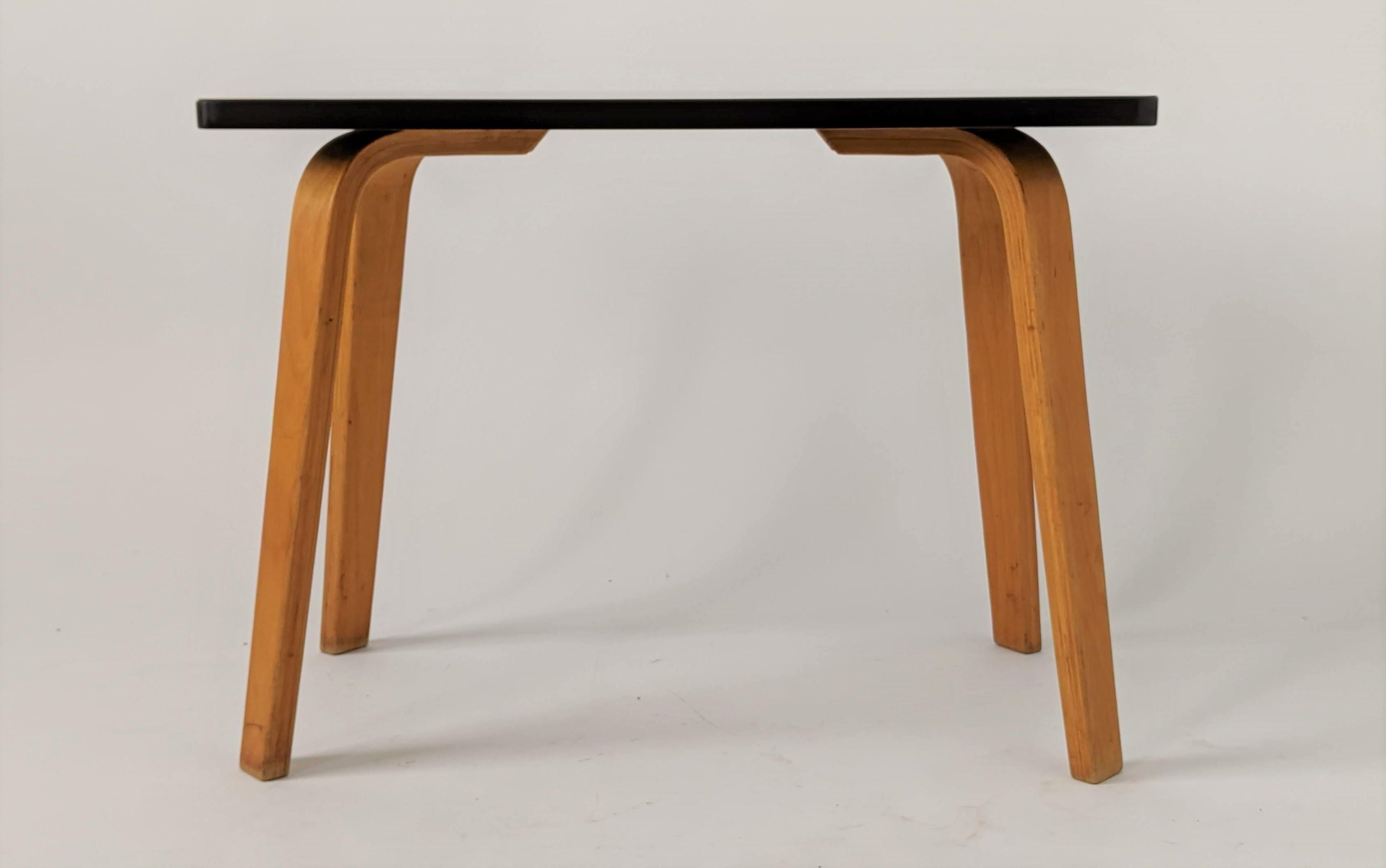 1940s Thonet Formica Woodgrain finish  Side Table on Bentwood legs, USA For Sale 6