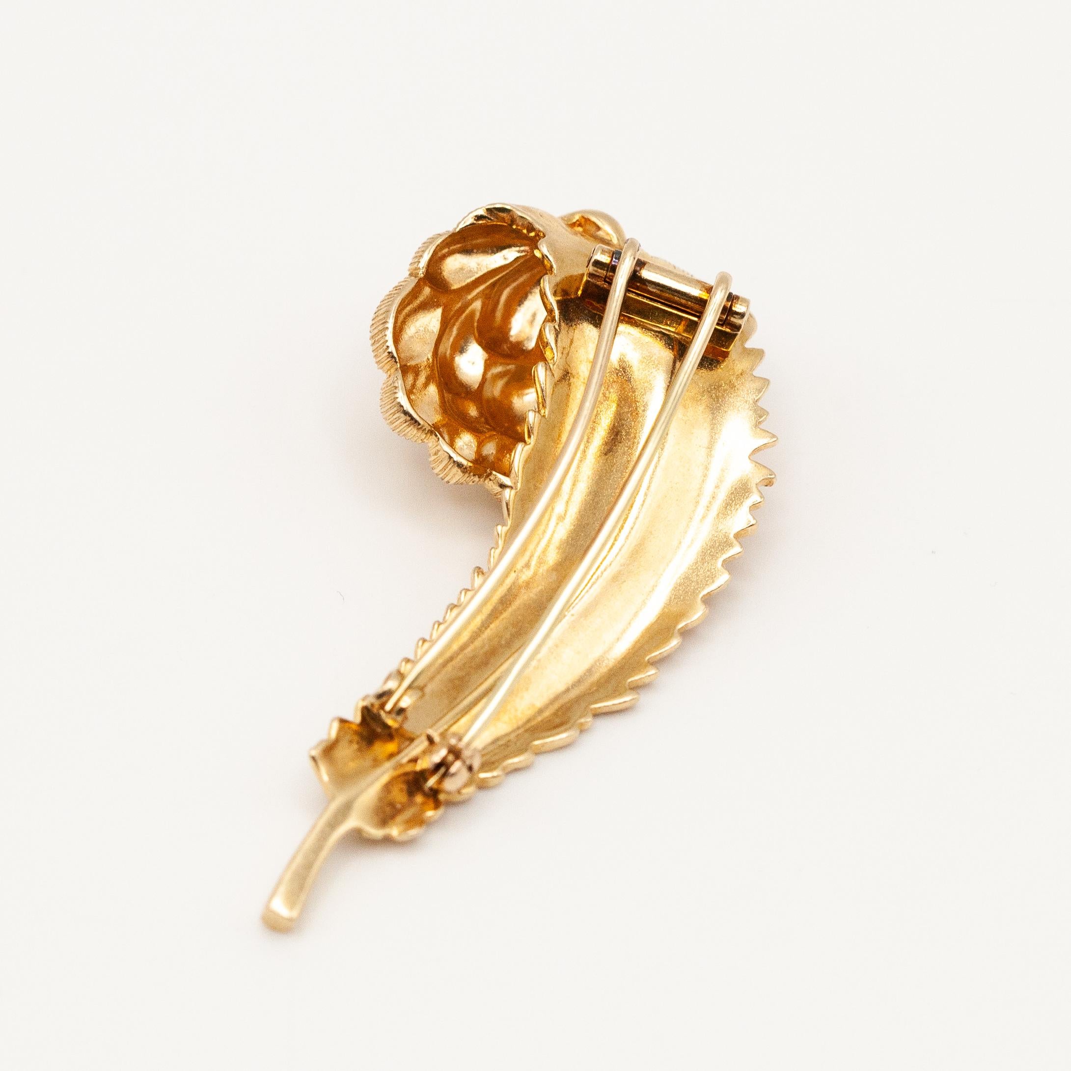 Tiffany & Co Preformed Parts 14K Yellow Gold Feather Fur Clip Brooch c. 1940s For Sale 2