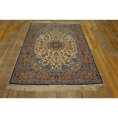 1940s Traditional Ivory Field Medallion Vintage Isfahan Hand-Knotted Wool Rug