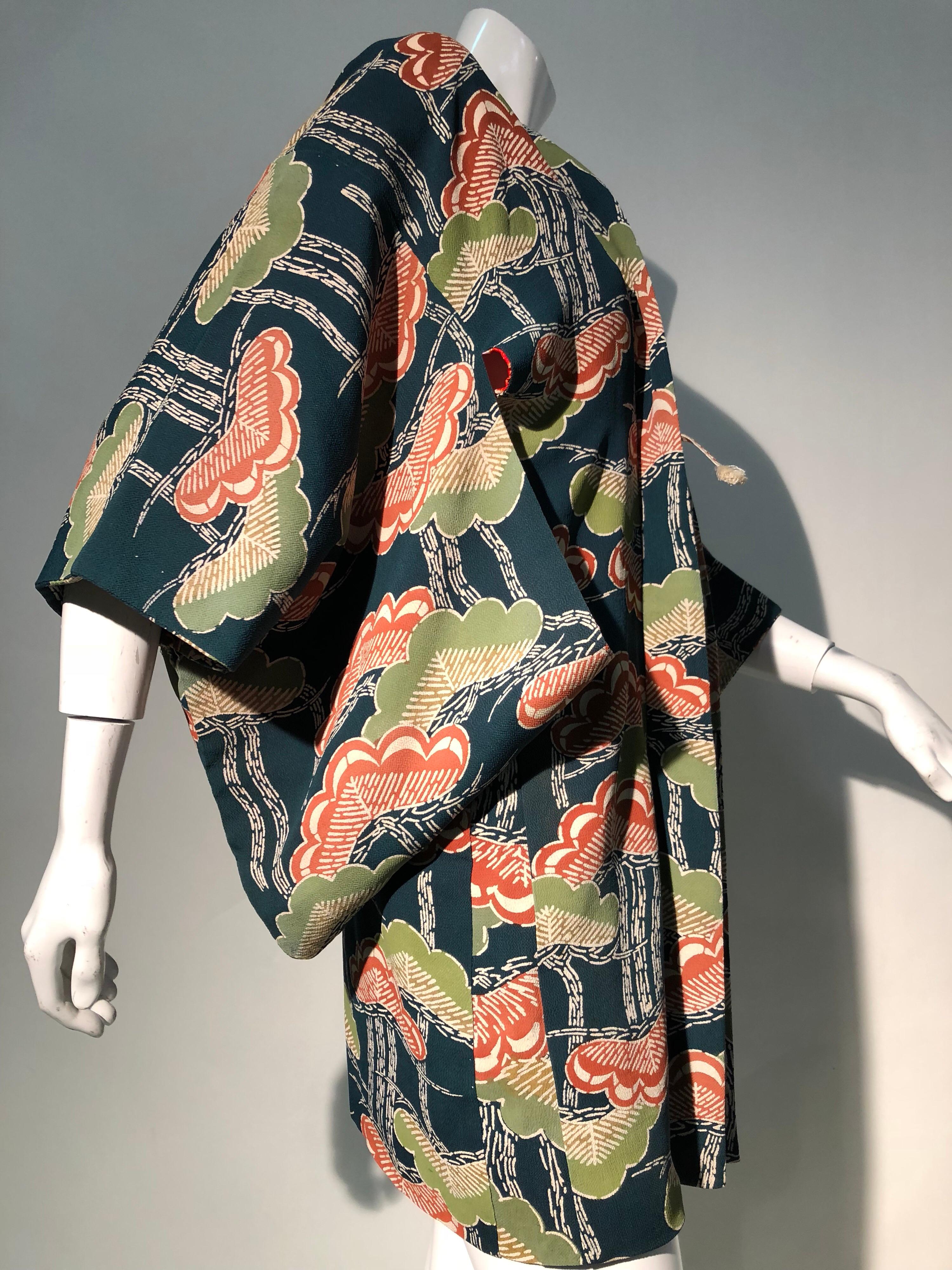 Traditioneller Seidenkimono aus den 1940er Jahren mit stilisiertem Ginko-Druck in Grün, Orange und Schwarz für Damen oder Herren im Angebot