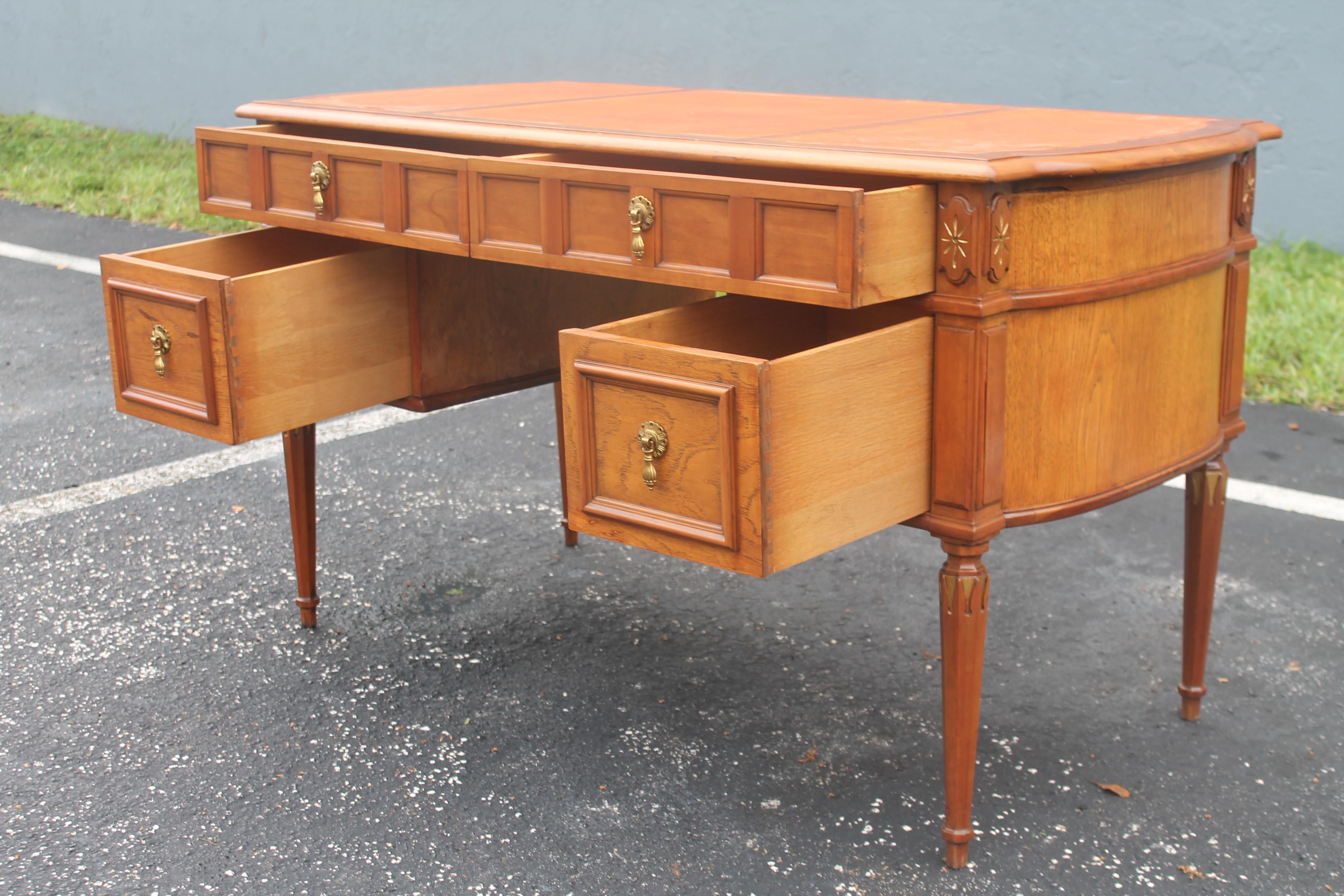 1940s Traditional style Writing Desk w/ Hermes Orange Leather Top For Sale 8