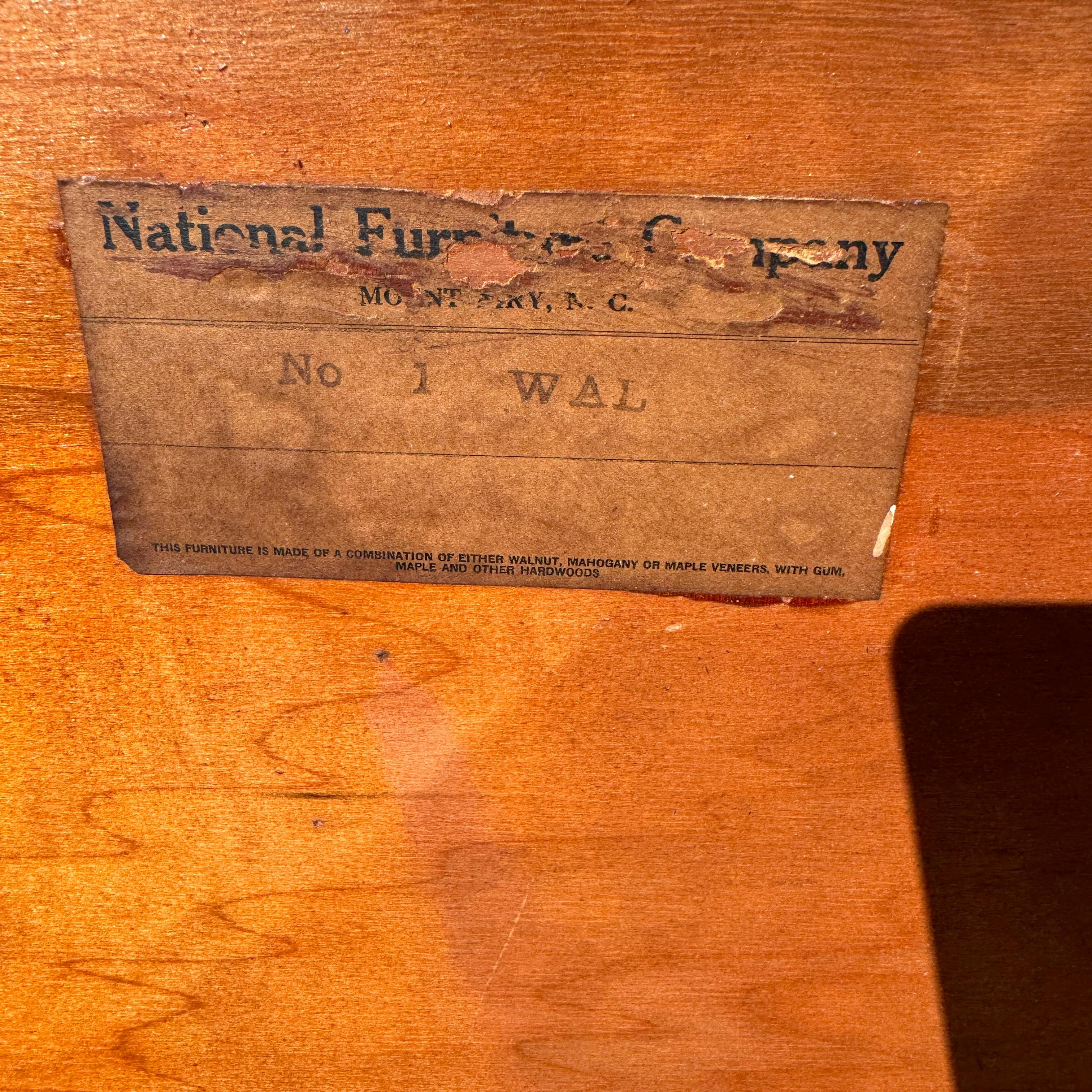 1940er Traditionelles Wood Queen Size Kopfteil 3