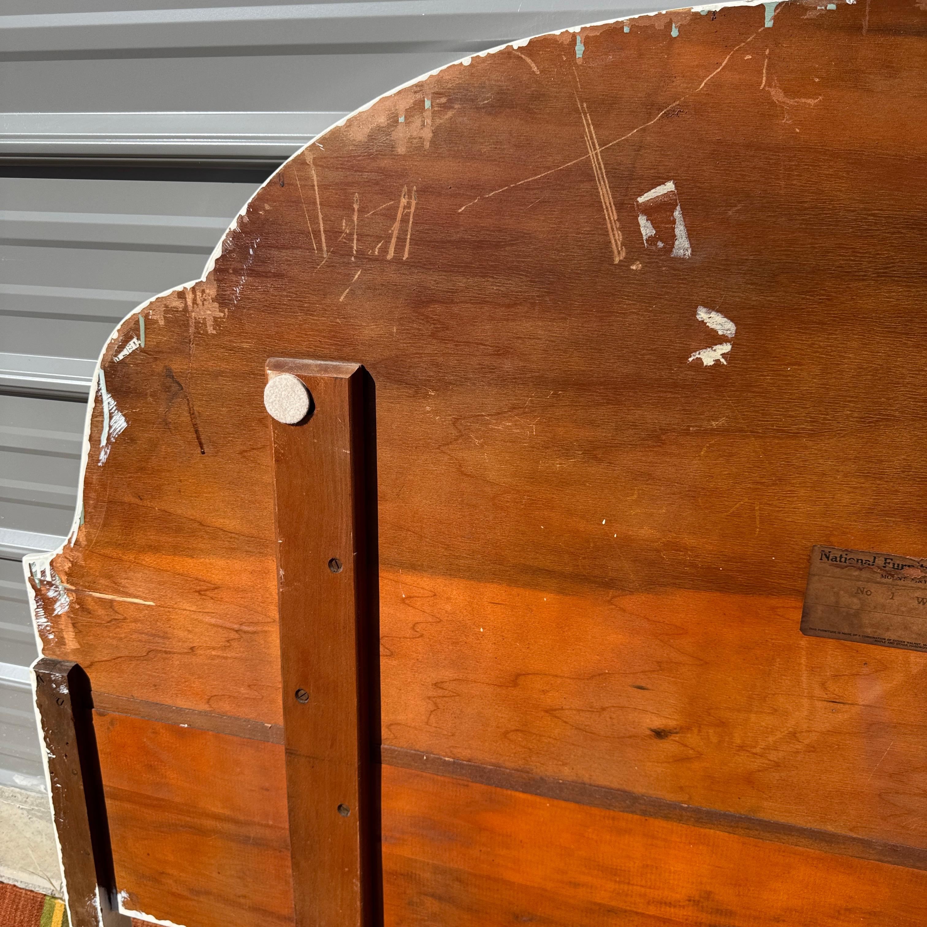 1940er Traditionelles Wood Queen Size Kopfteil 4