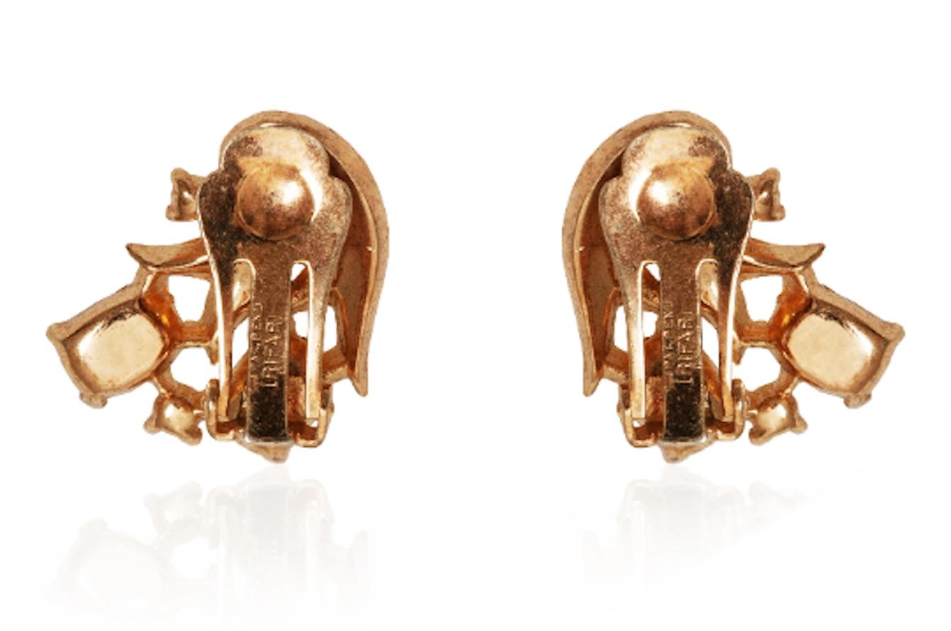 Art Deco 1940s Trifari Gold Clip-On Earrings For Sale