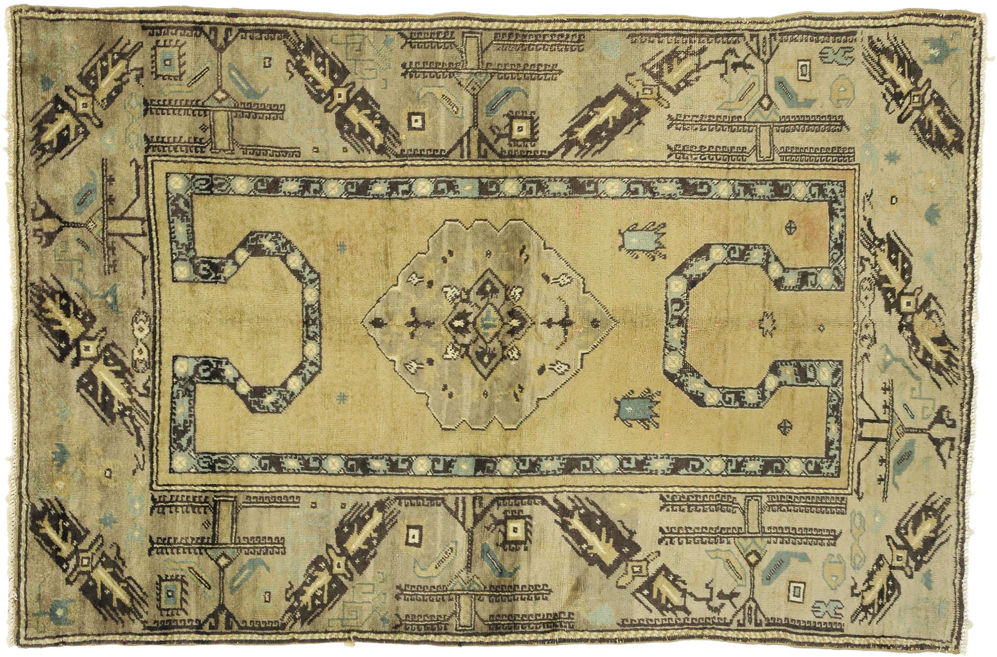 Tappeto Oushak turco degli anni '40 con stile moderno in vendita 3