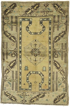 Tapis turc Oushak des années 1940 au style moderne