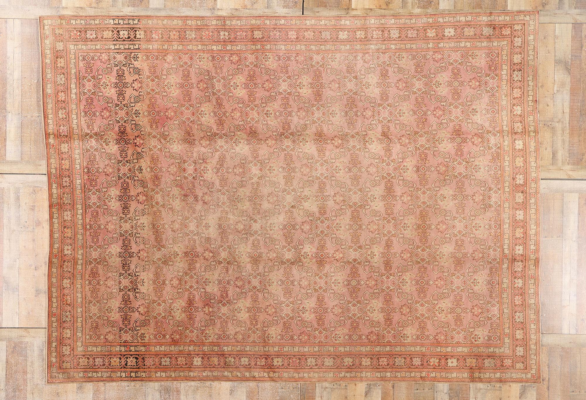 1940's Turkish Pink Oushak Carpet with Modern Style For Sale 2
