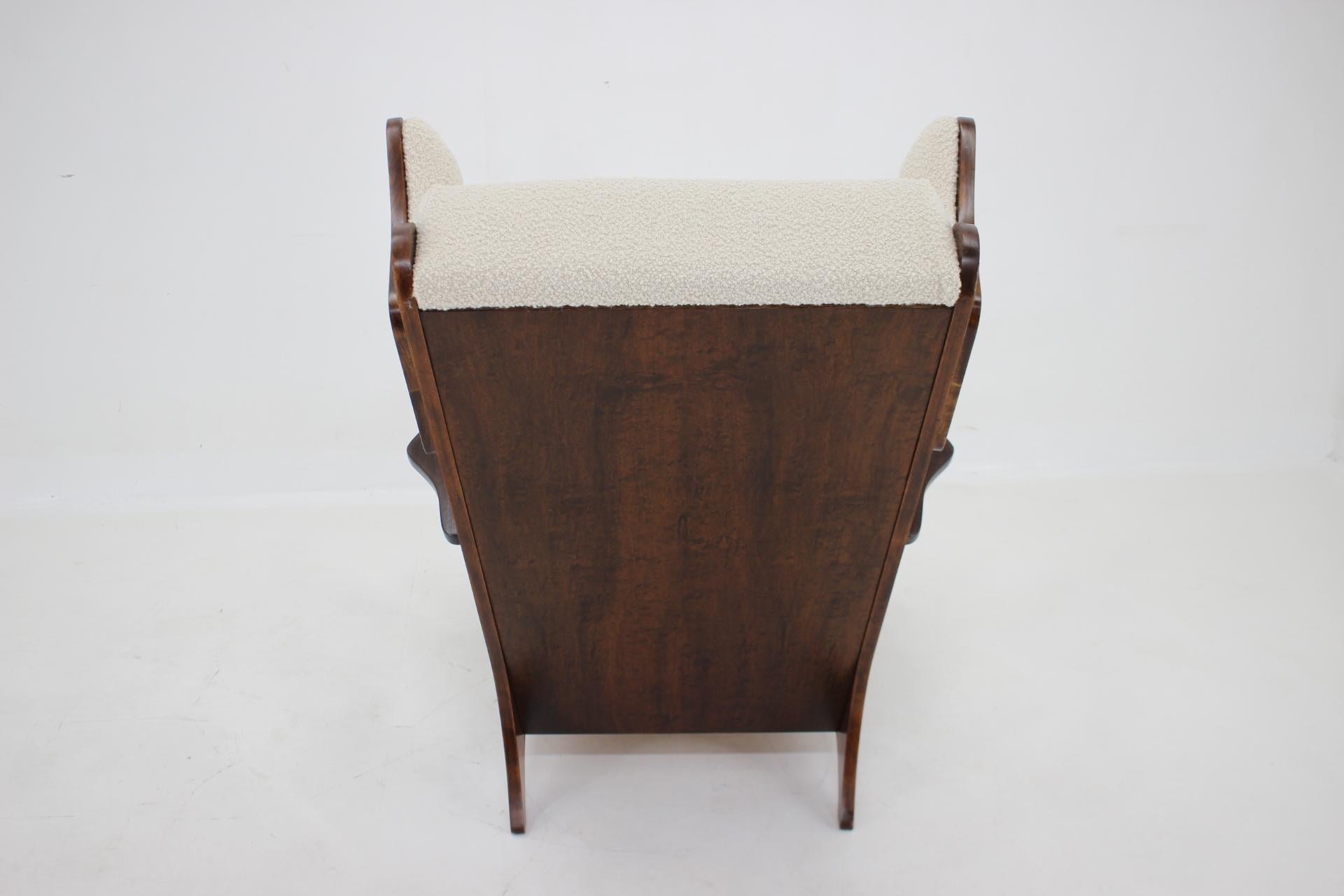 Veneer 1940s Unique Large Wing Chair in Wool Boucle, Restored For Sale