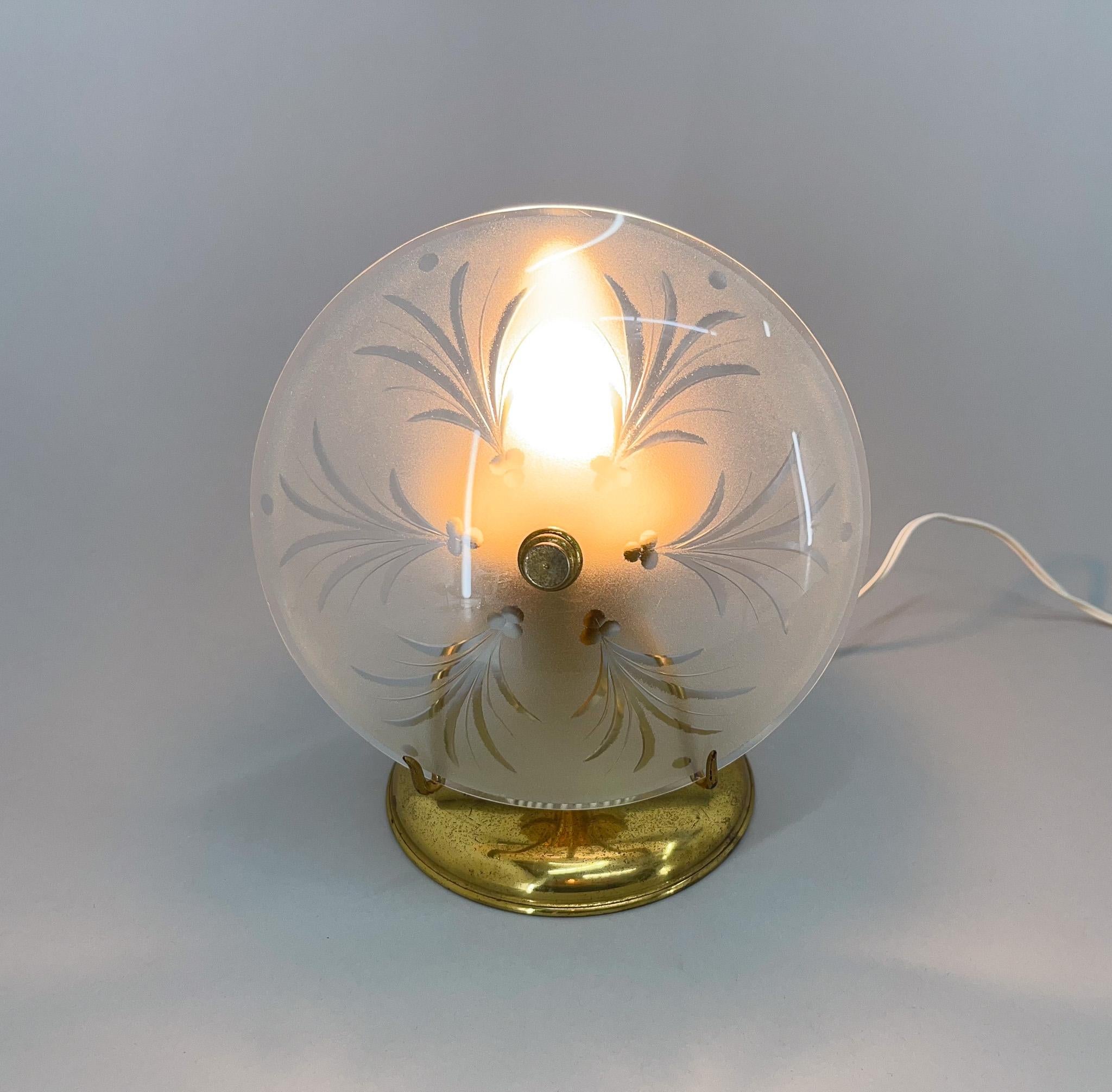 Metal 1940s Unique Small Table Lamp from Italy For Sale