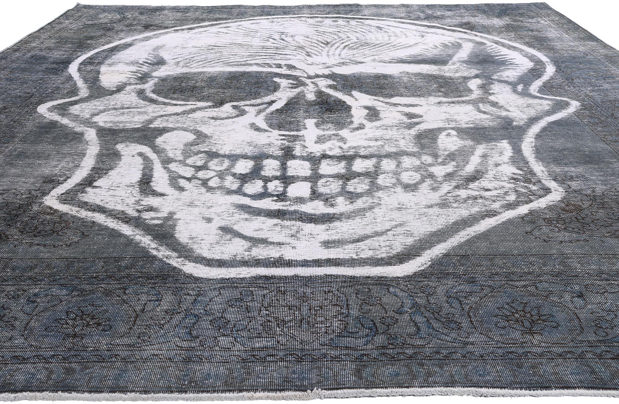 Gothique Tapis crâne délavé vintage délavé inspiré par Alexander McQueen en vente