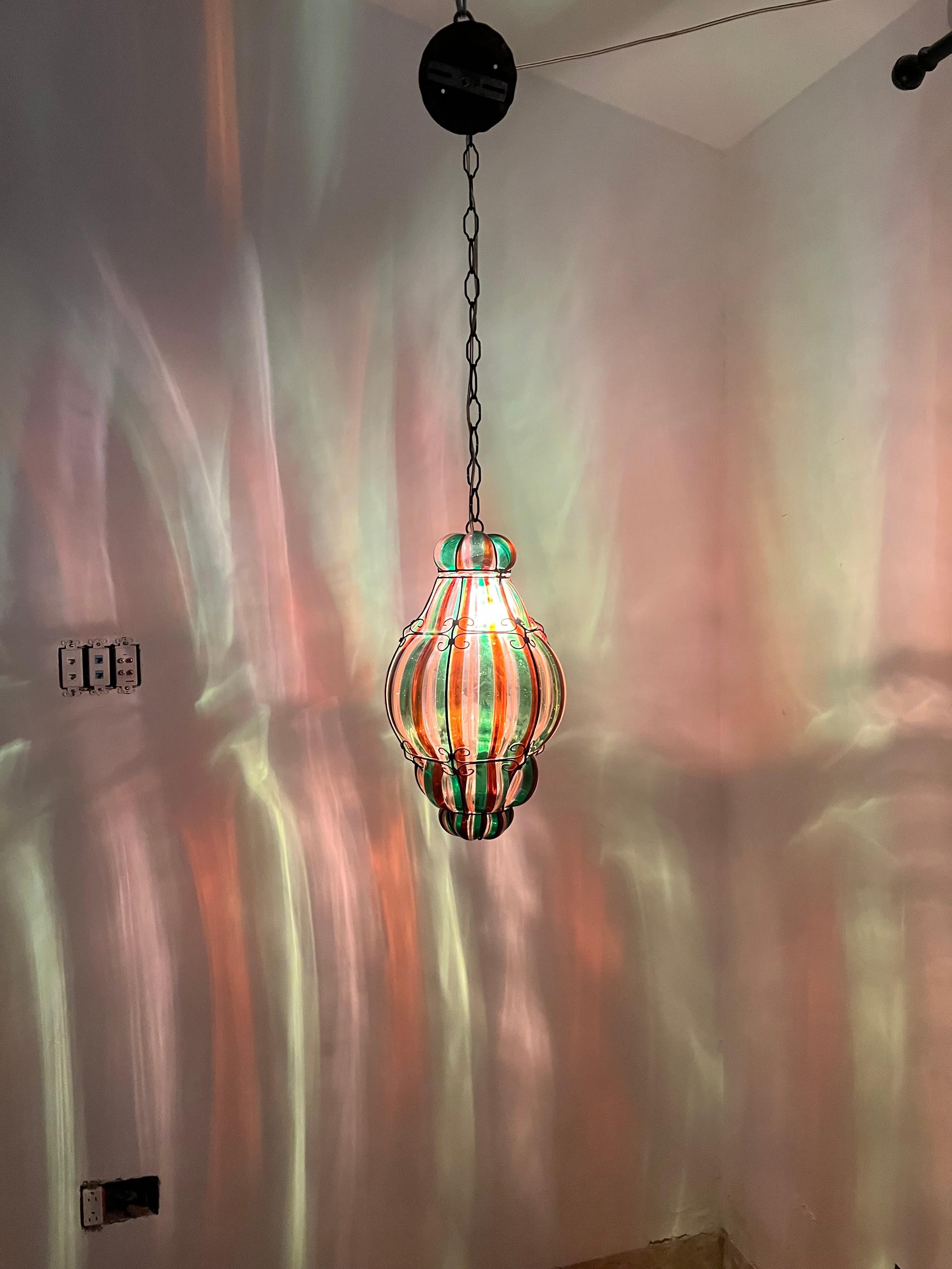 1940s Venini Lantern in Murano Glass by Fulvio Bianconi For Sale 6