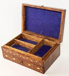 1940s Victorian Anglo Indian Box in Brass and Bone Inlaid