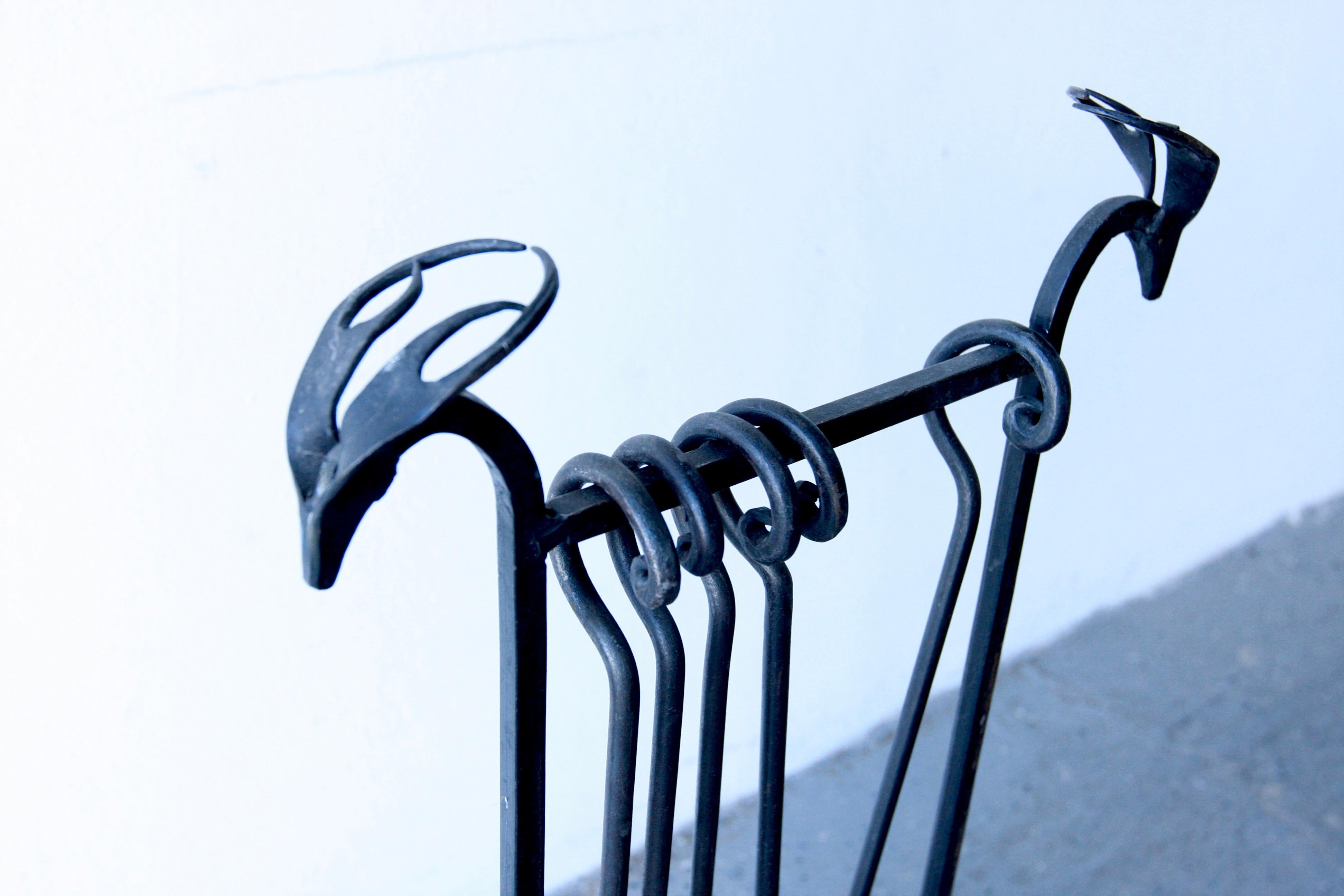 Antilope vintage des années 1940  Outils de cheminée style Edouard Schenck Bon état - En vente à Las Vegas, NV