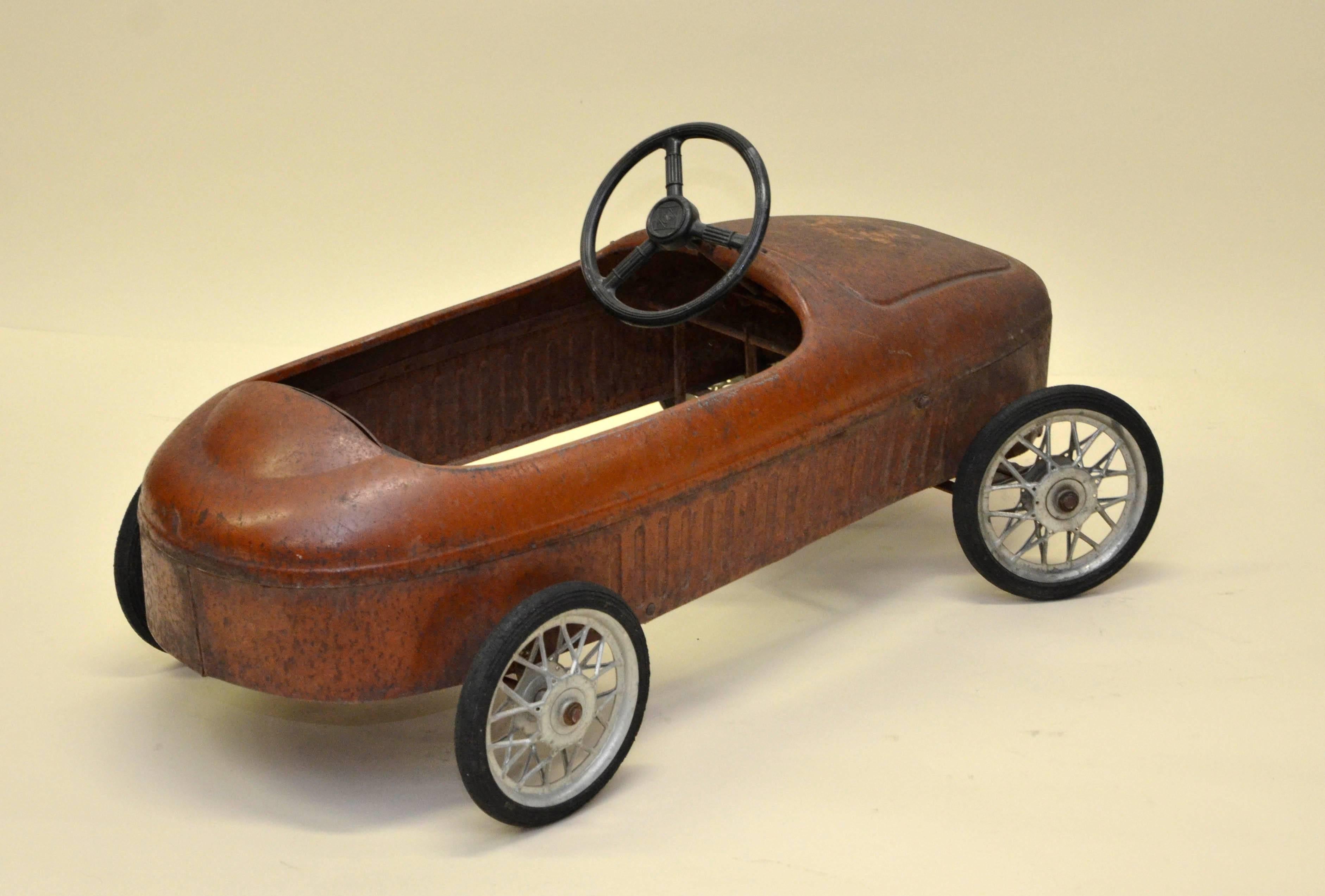 Mid-Century Modern 1940s Vintage English Metal Red Pedal Car For Sale
