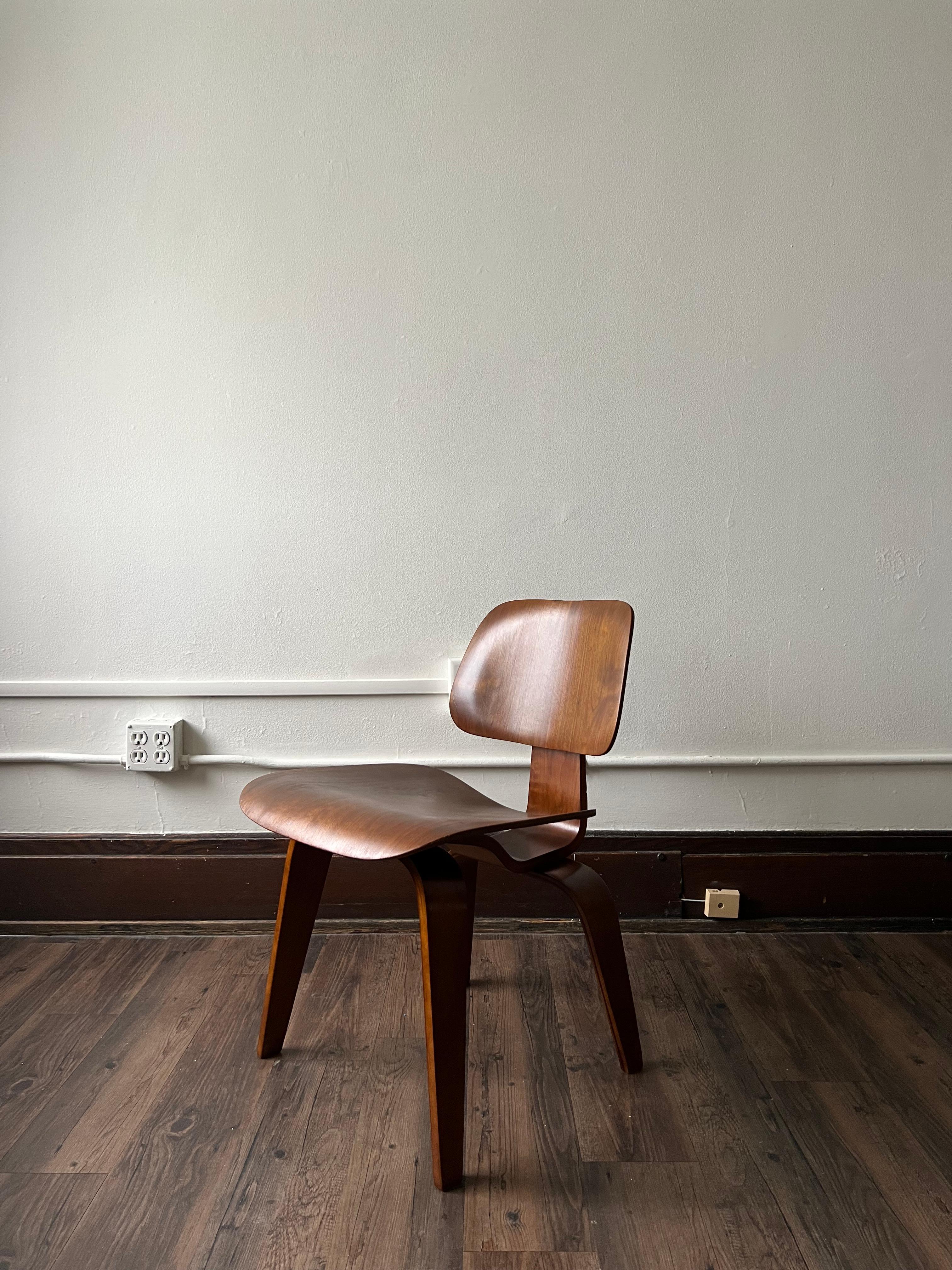 1940s Vintage Evans Herman Miller Eames Ash Dcw 5-2-5 Chair 3