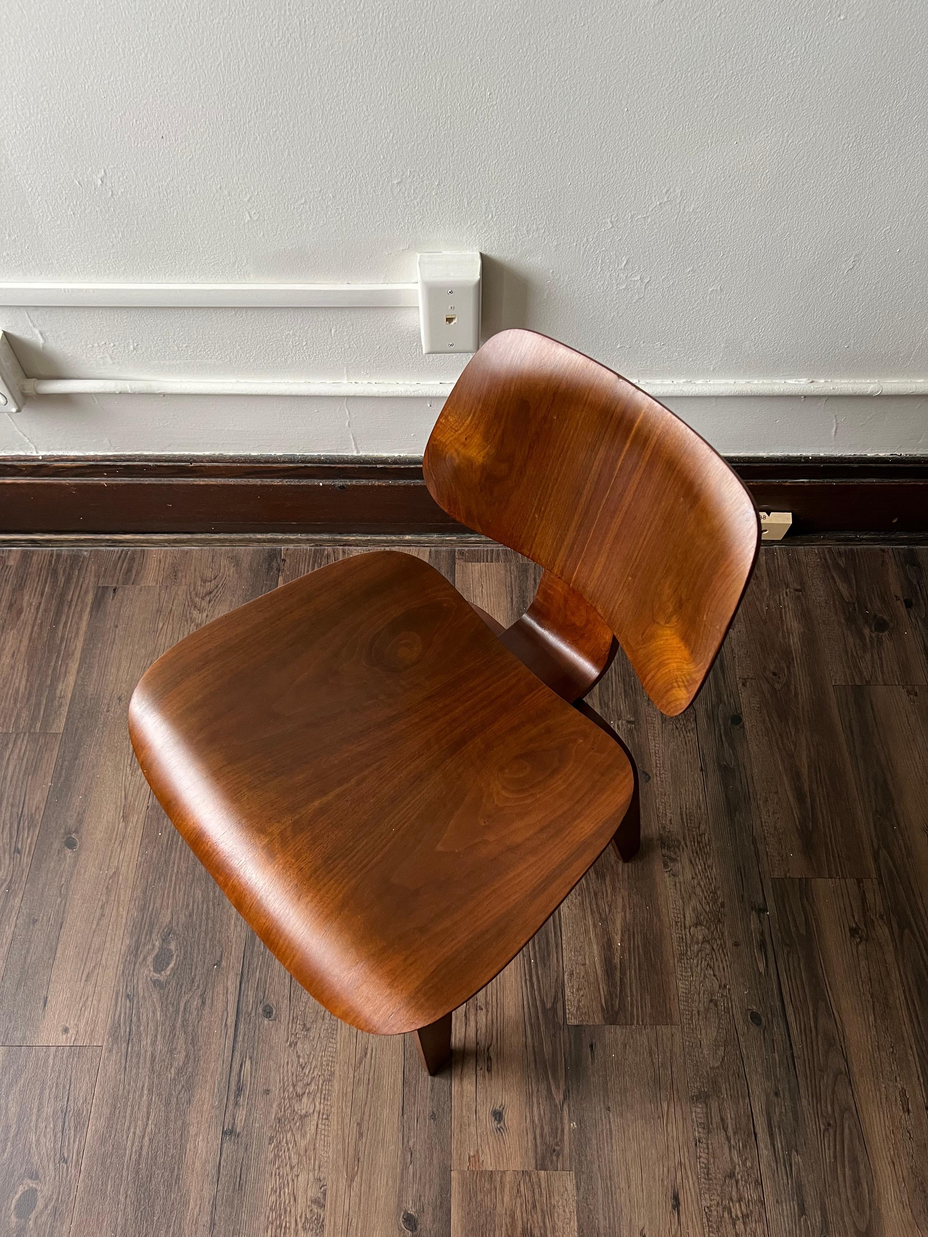 Mid-Century Modern 1940s Vintage Evans Herman Miller Eames Ash Dcw 5-2-5 Chair