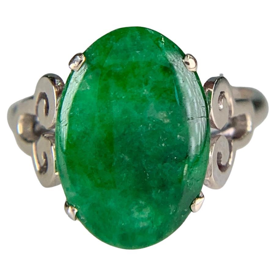 What is the difference between jade and jadeite?