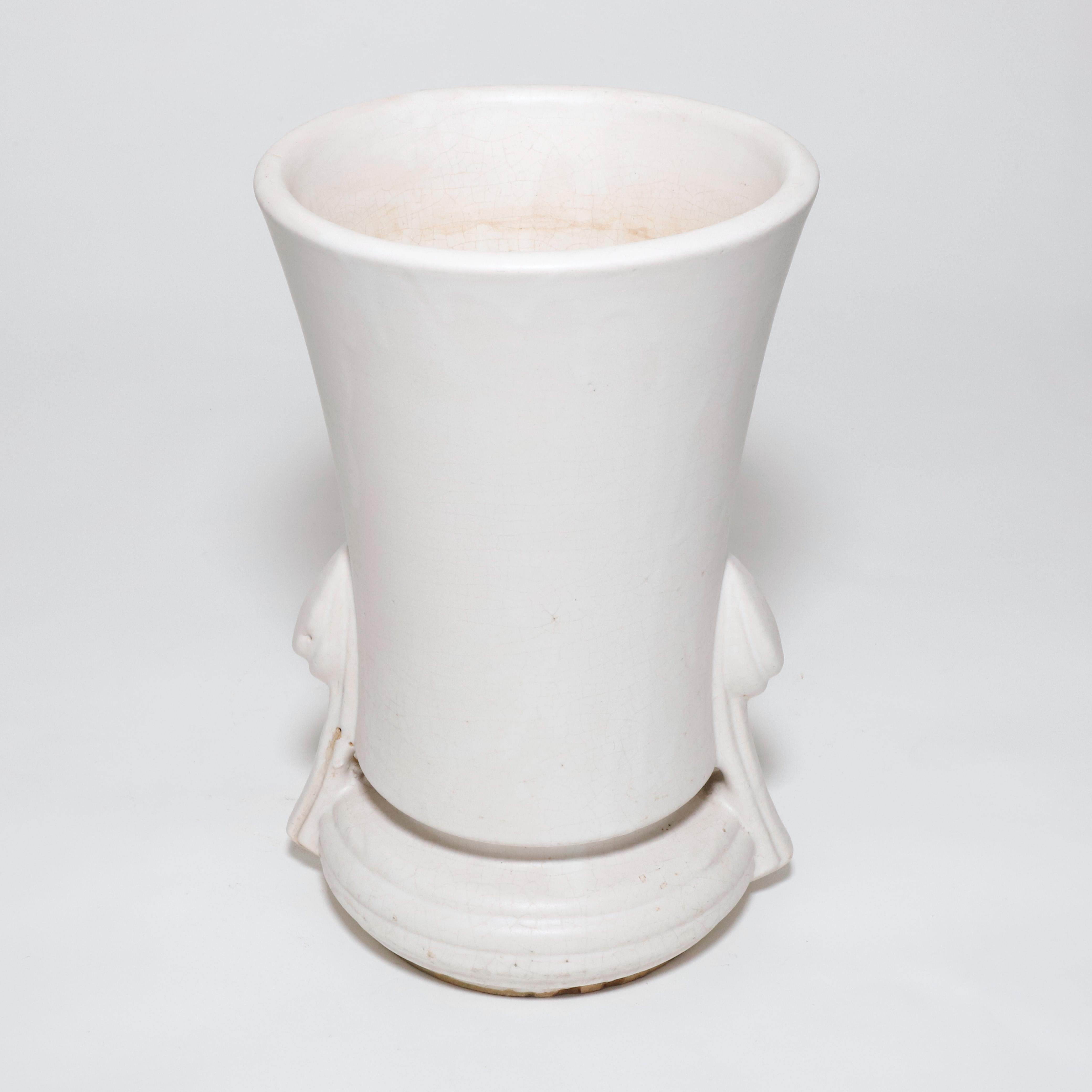 Vintage-Vase aus McCoy-Keramik von Hanson Nissen aus den 1940er Jahren (20. Jahrhundert) im Angebot