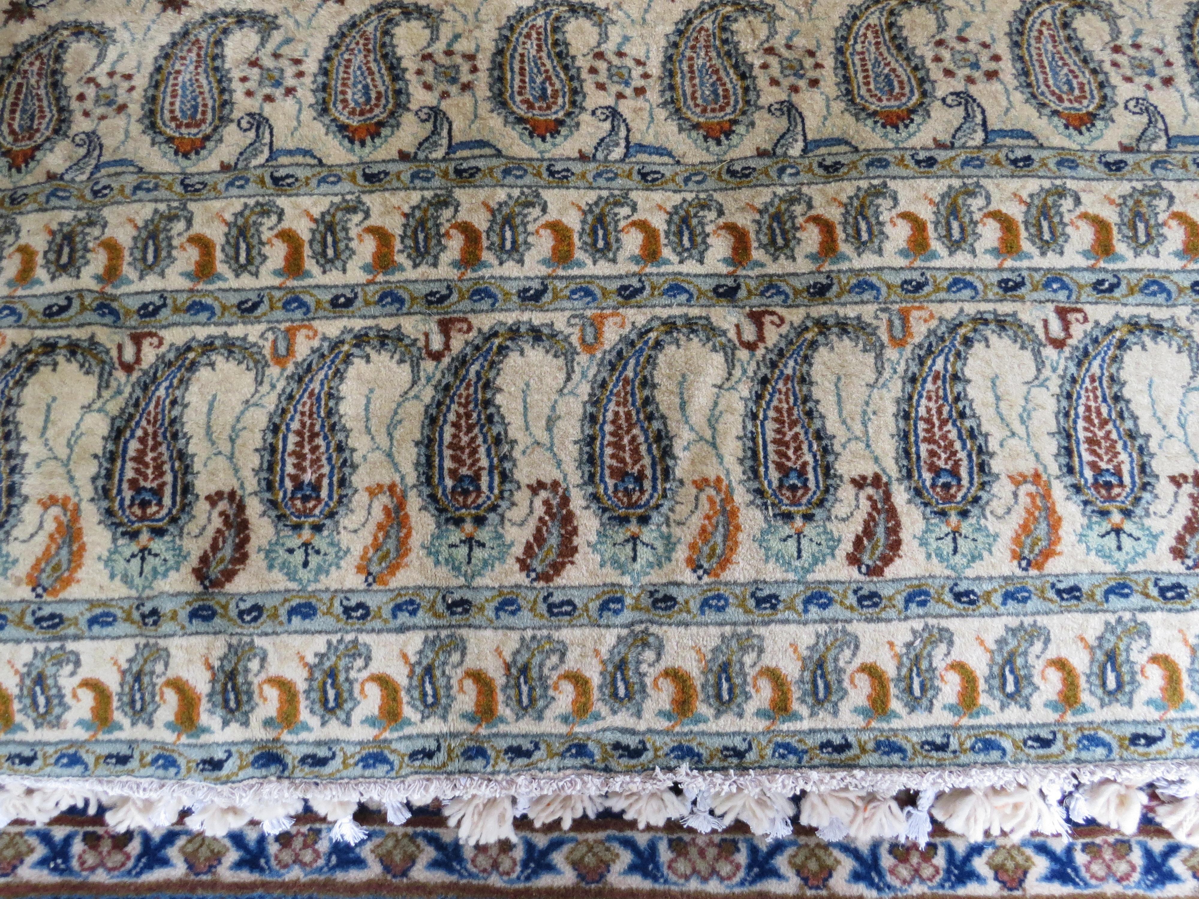 pearl carpet of baroda