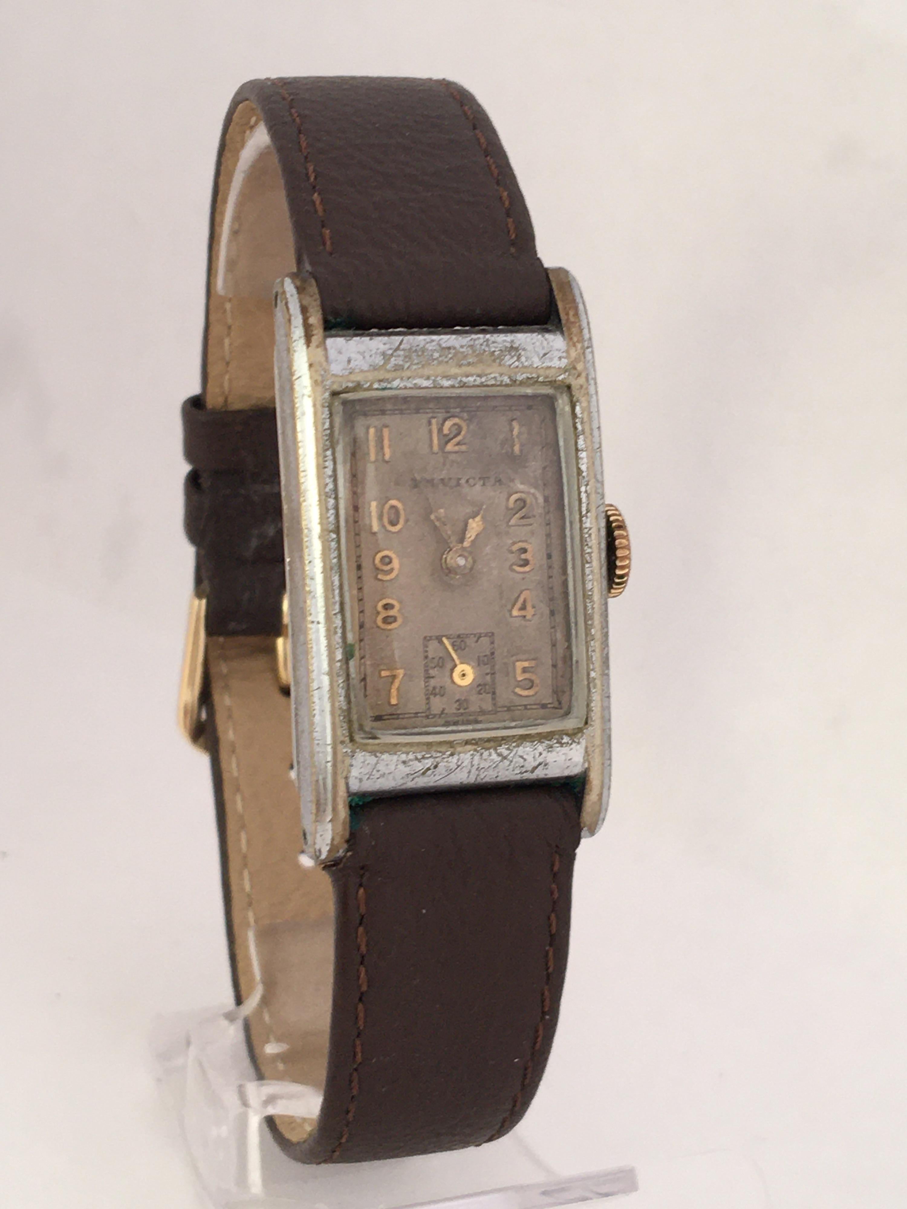 1940s Vintage Rectangular Invicta Mechanical Watch For Sale 1