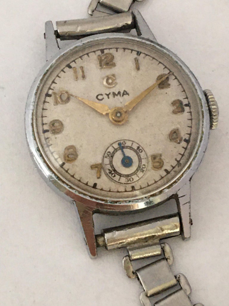 1940s Vintage Stainless Steel Ladies Cyma Mechanical Watch For Sale at