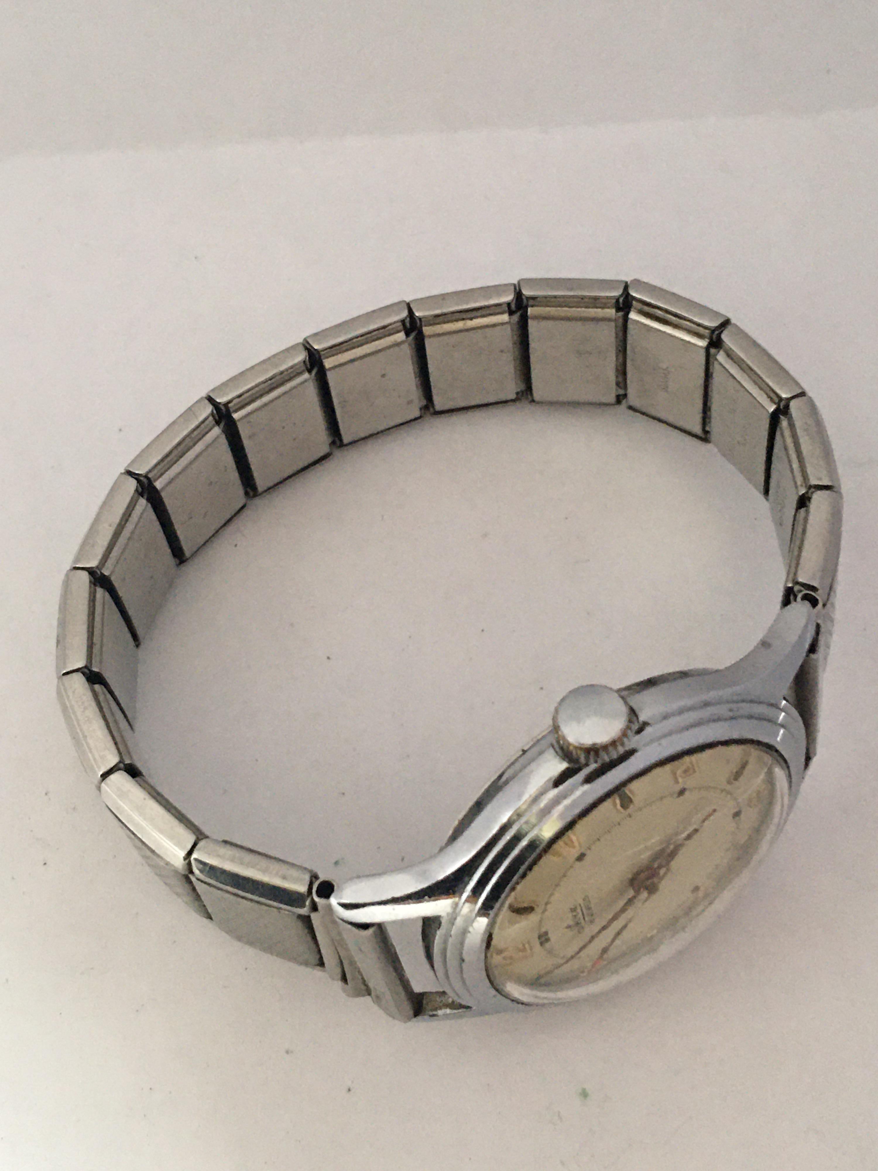 1940s Vintage Steel and Stainless Steel Back Avia Mechanical Watch 2