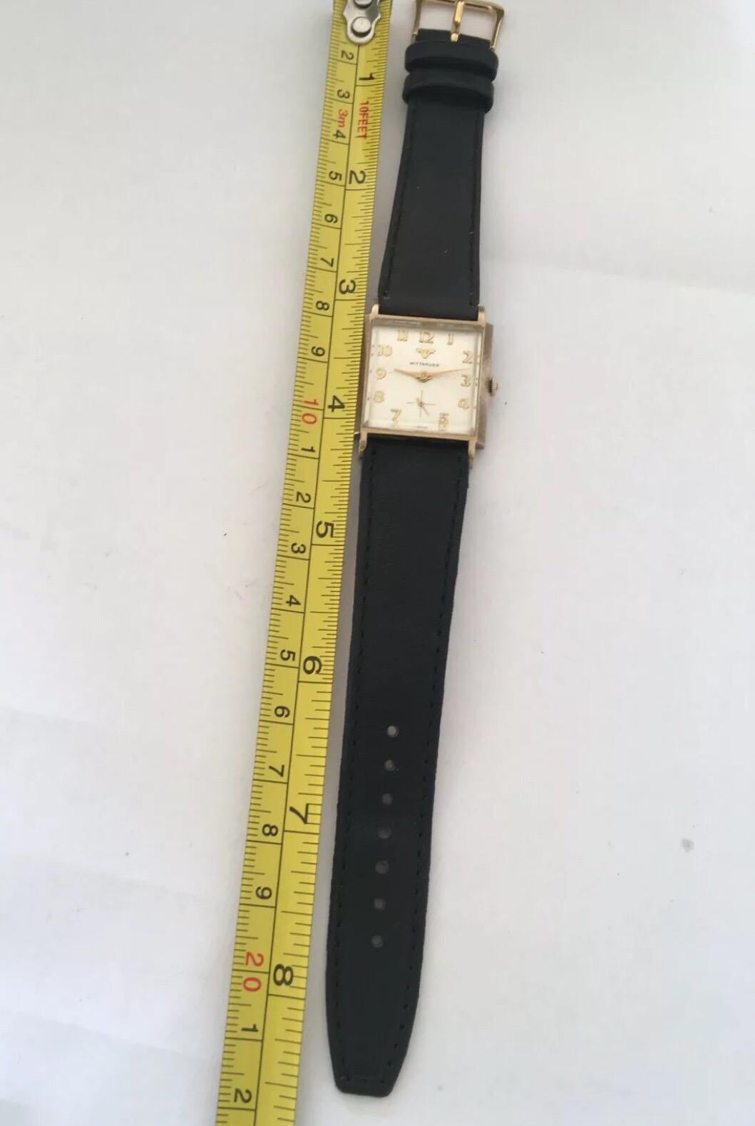 Women's or Men's 1940s Vintage Wittnauer 10 Karat Gold Filled with Stainless Steel Case Back For Sale