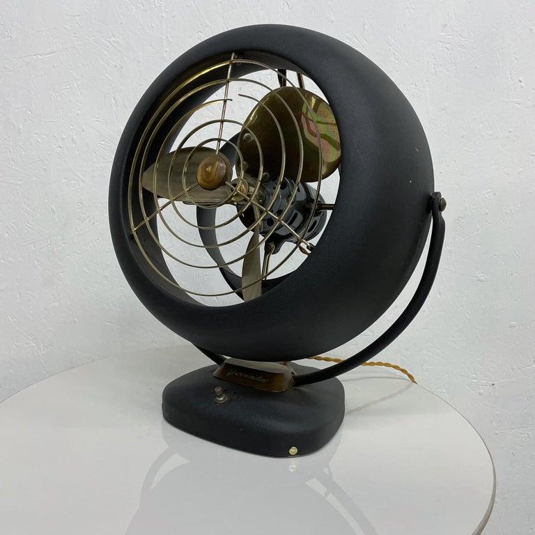 1940s Vornado Vintage Electric Metal Table Fan Restored For Sale 6