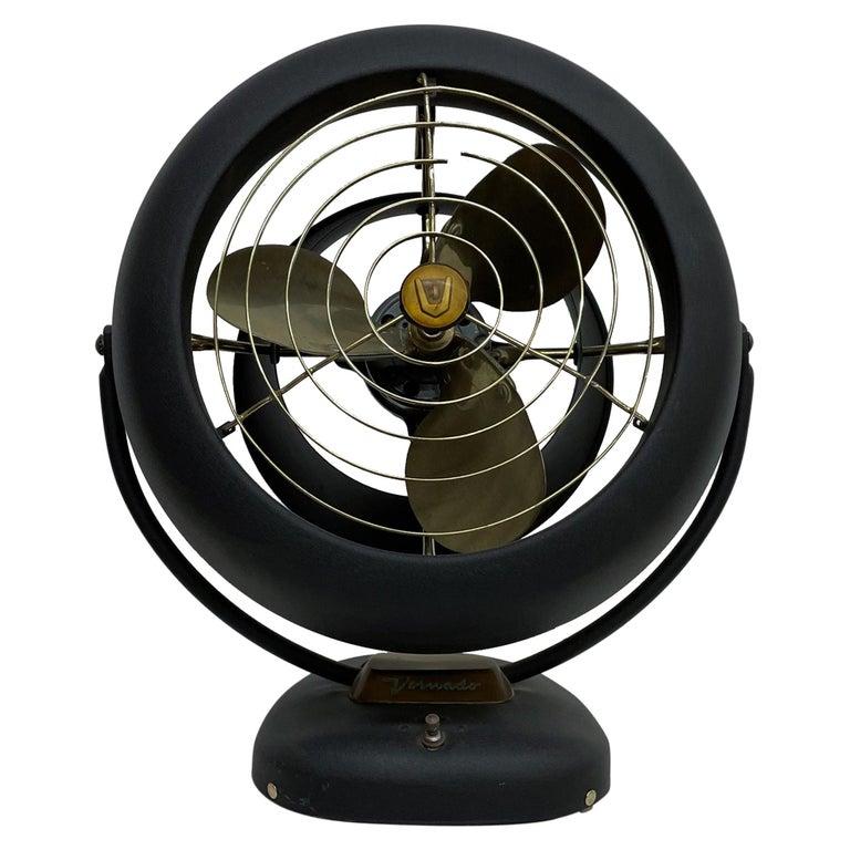 1940s Vornado Vintage Electric Metal Table Fan Restored For Sale 7