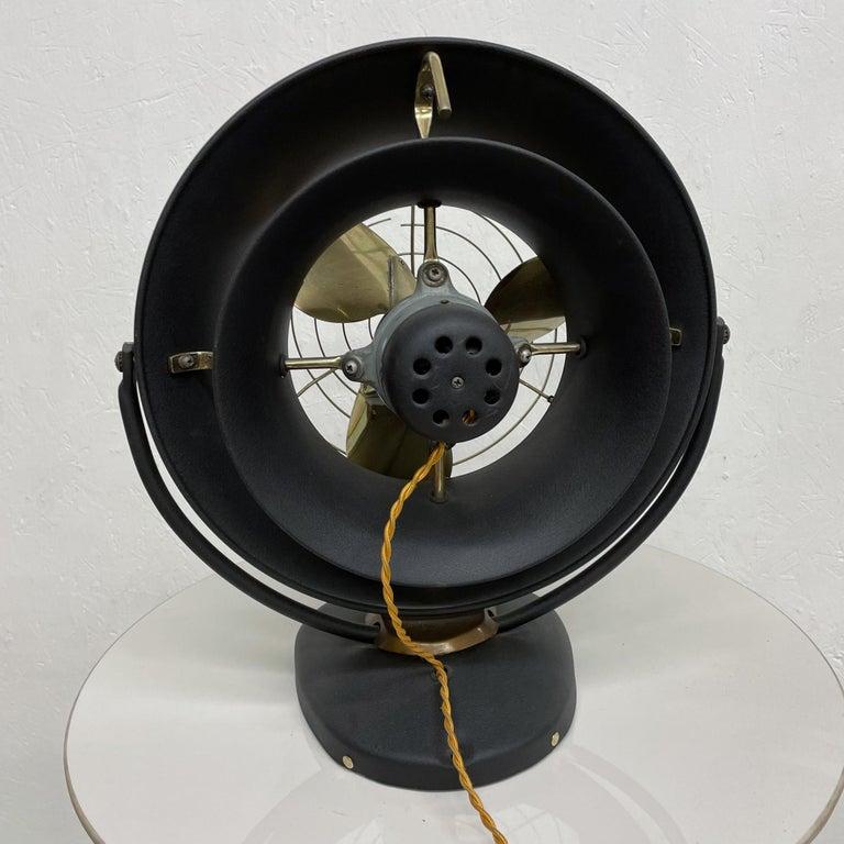 1940s Vornado Vintage Electric Metal Table Fan Restored For Sale 2