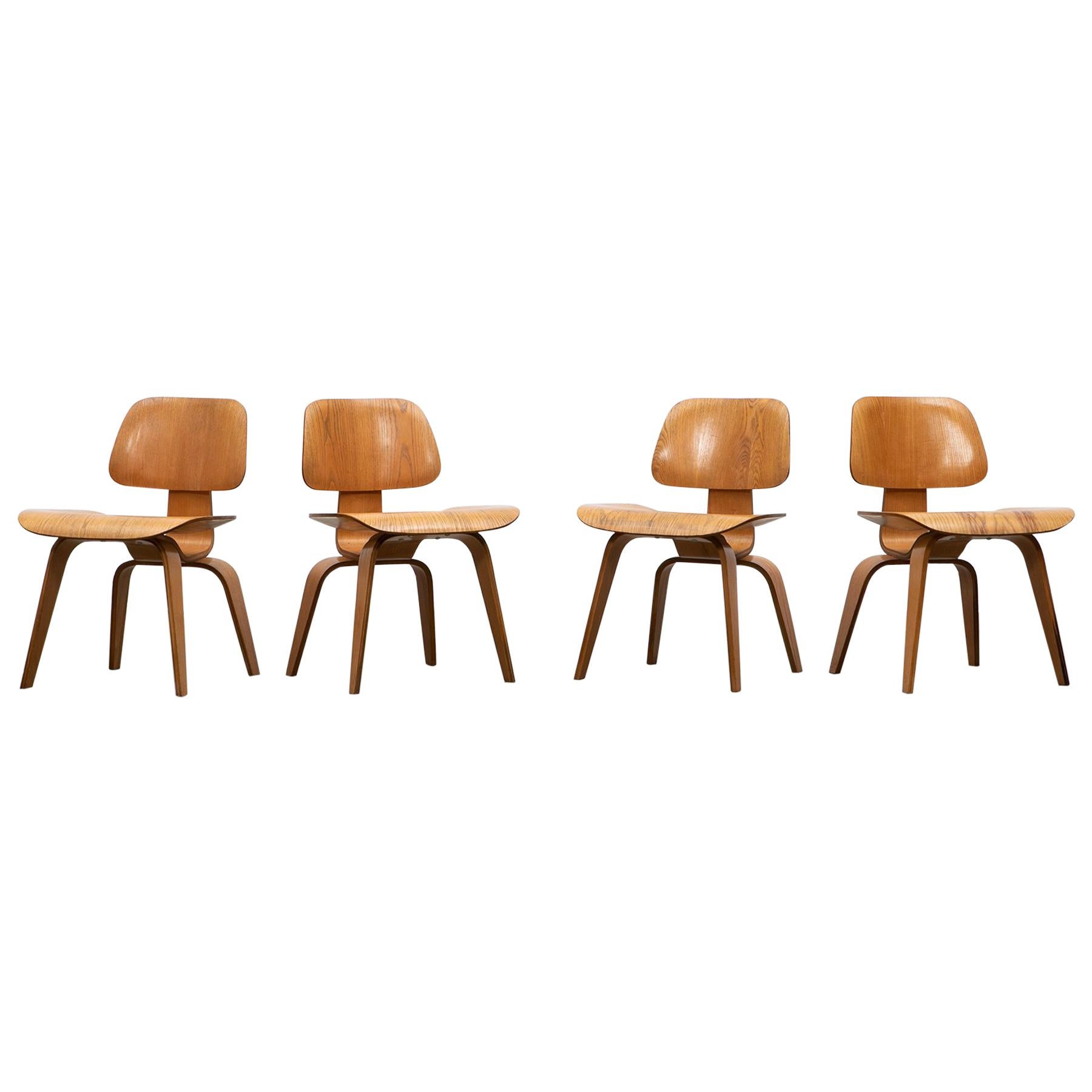 1940s Walnut Plywood DCW Chairs by Charles 
Ray Eames, 4