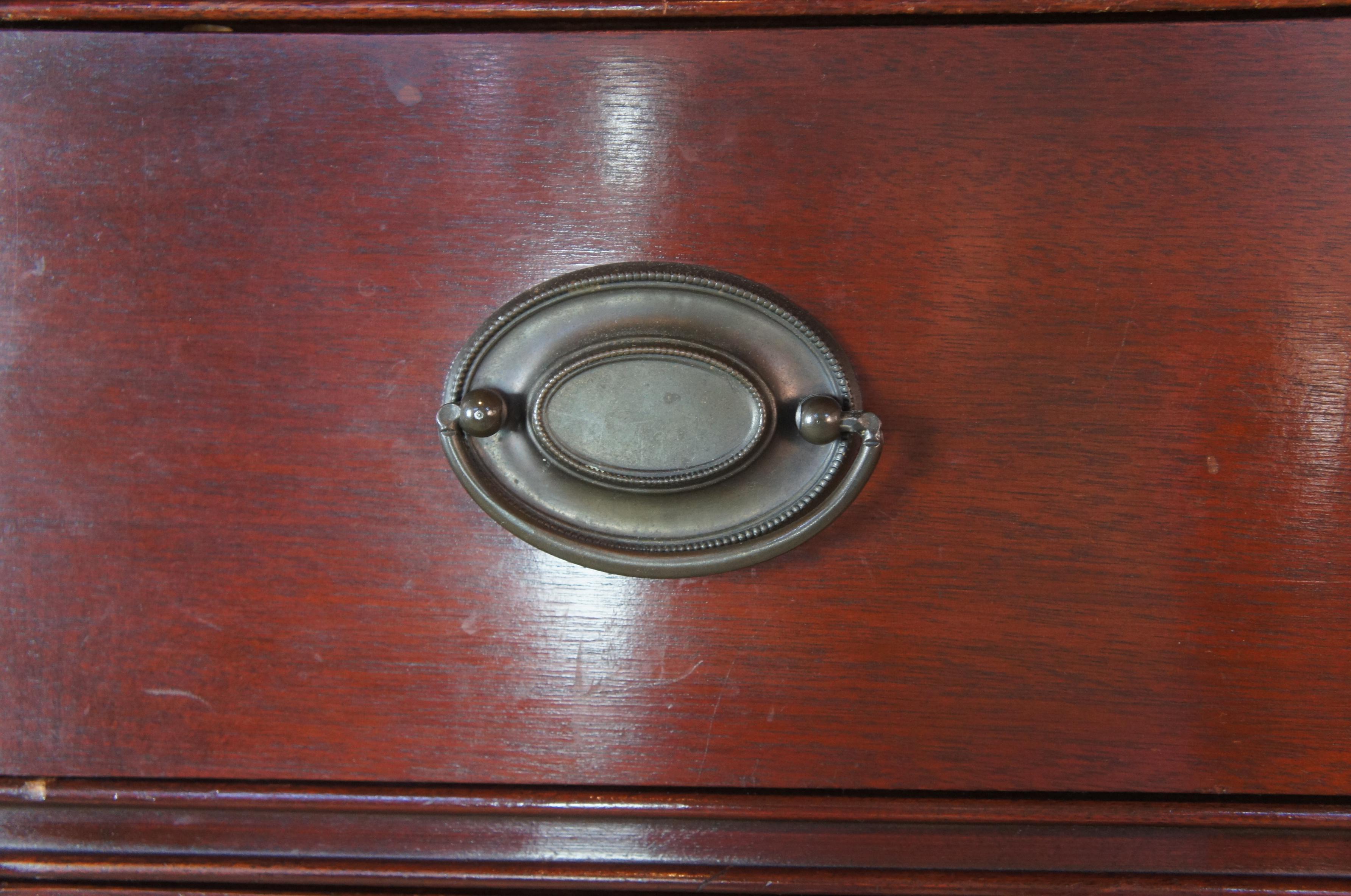1940 dresser