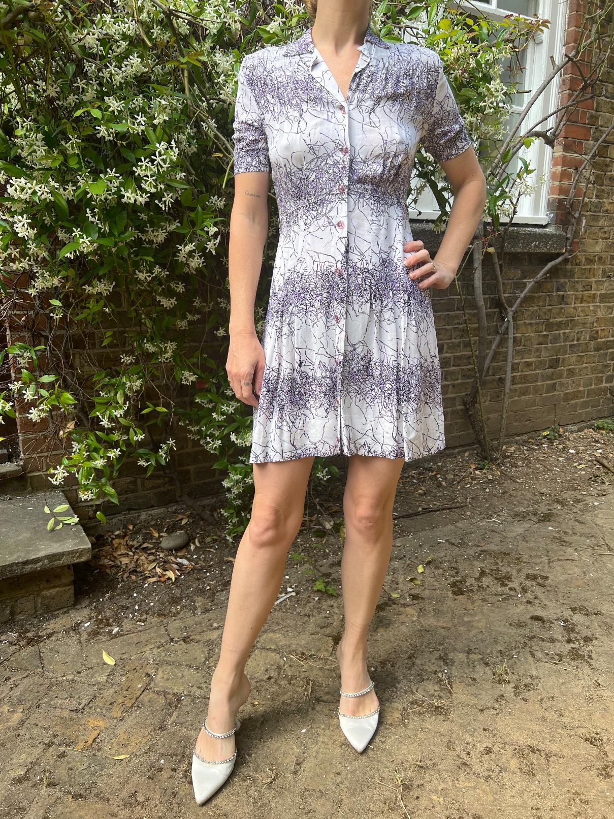 Women's 1940s White and Purple Rayon Floral Print Shirtwaister Dress For Sale