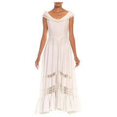 1940S Robe à épaules découvertes en piqué de coton blanc