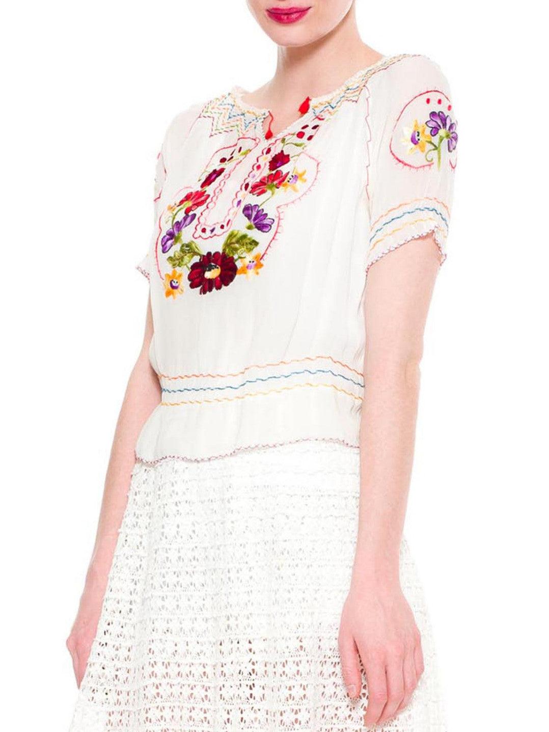 1940S White Hand Embroidered Rayon Georgette Boho Folk Blouse For Sale 3