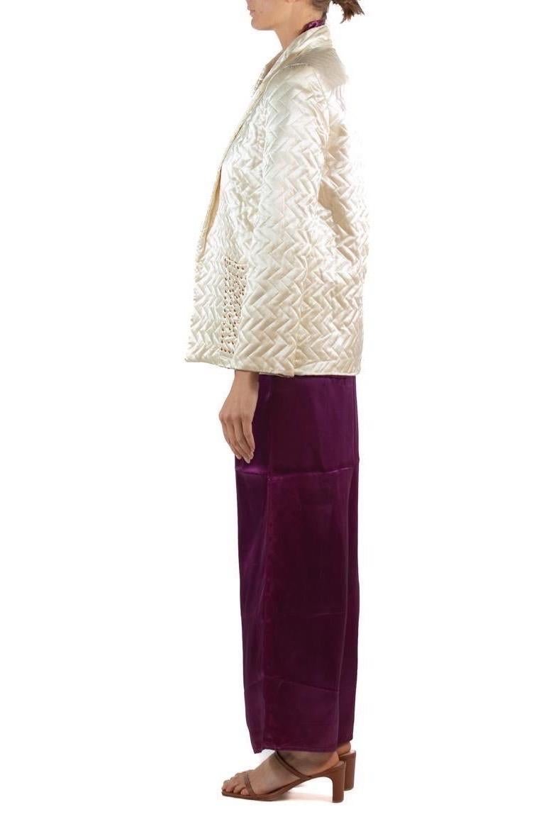 Women's 1940S White & Purple Rayon Lounge Ensemble With Gold Studded Pockets For Sale