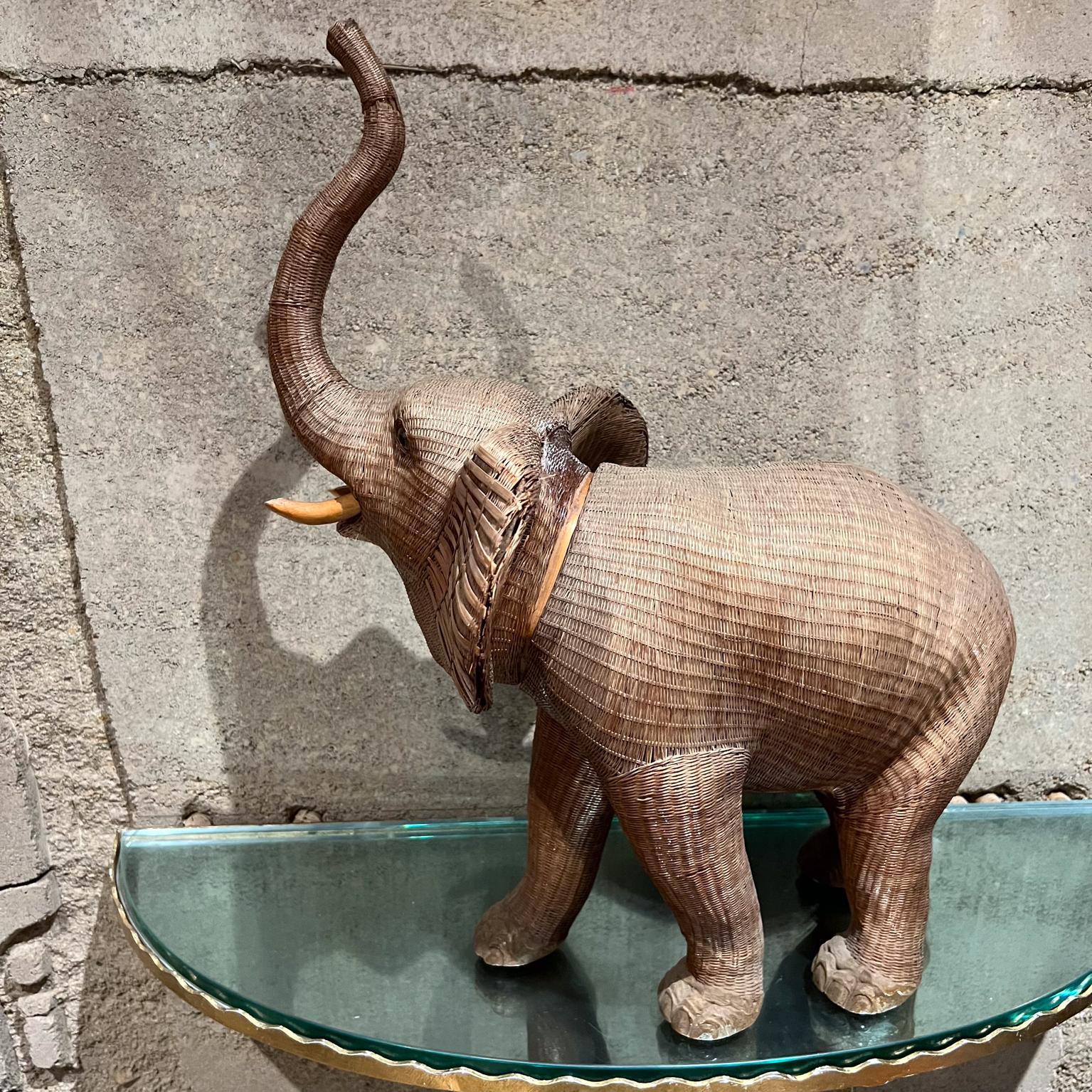 Hollywood Regency Boîte d'éléphant des années 1940 d'après Mario Lopez Torres en vente
