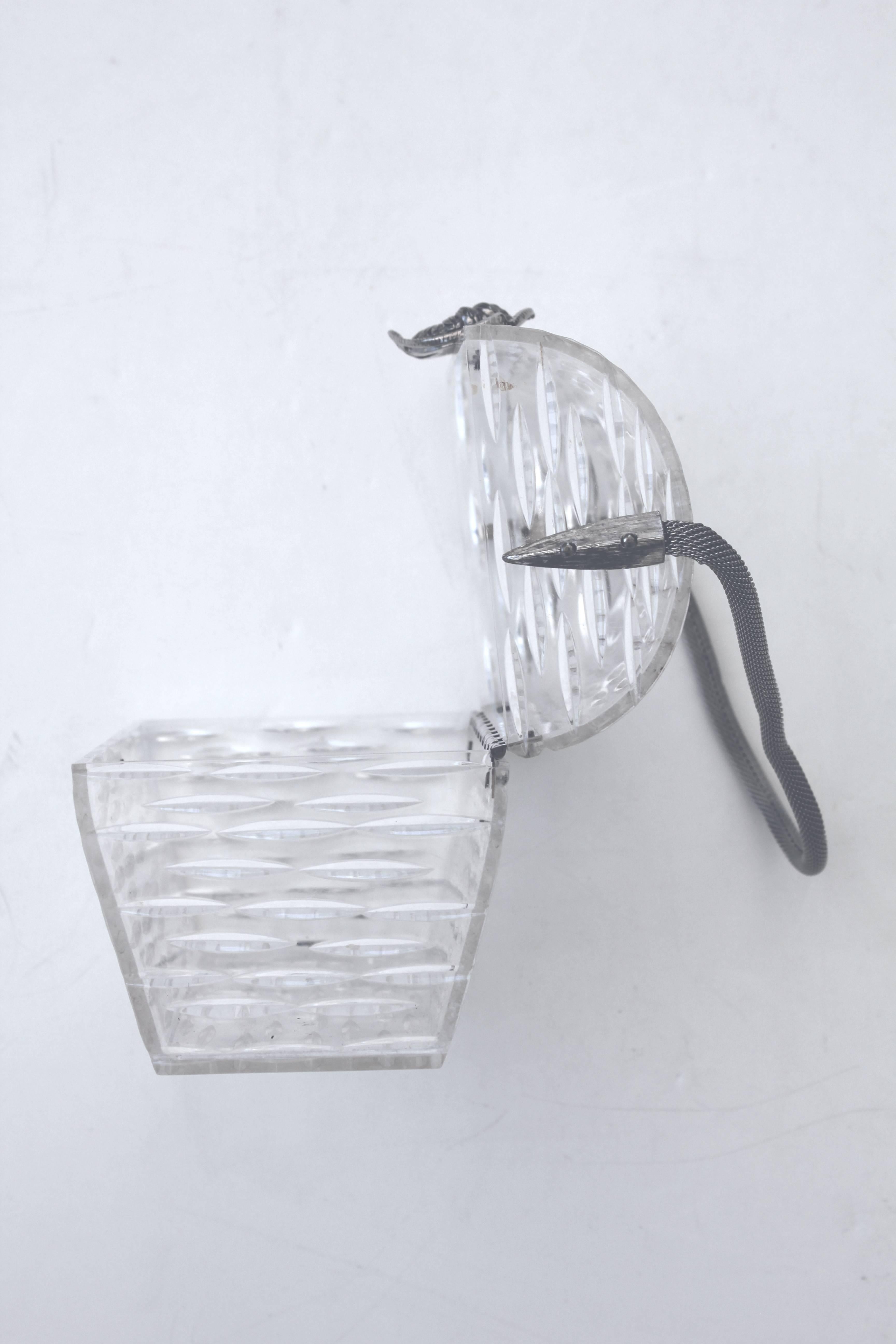 1940s Wilardy Clear Carved Lucite Handbag-Silver Clasp and Mesh Handle For Sale 1