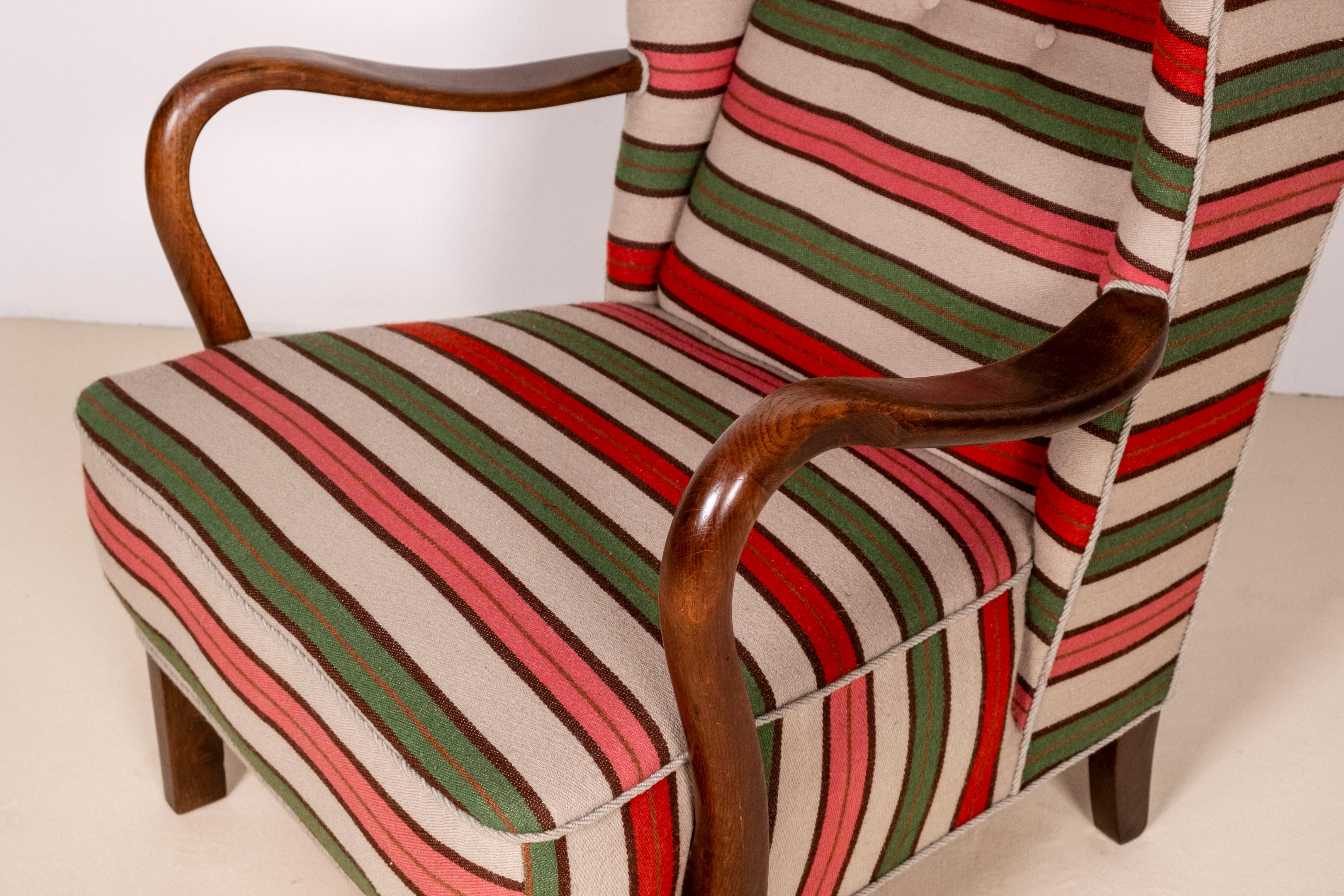 1940s Wingback Chair by Danish Furniture Maker For Sale 4
