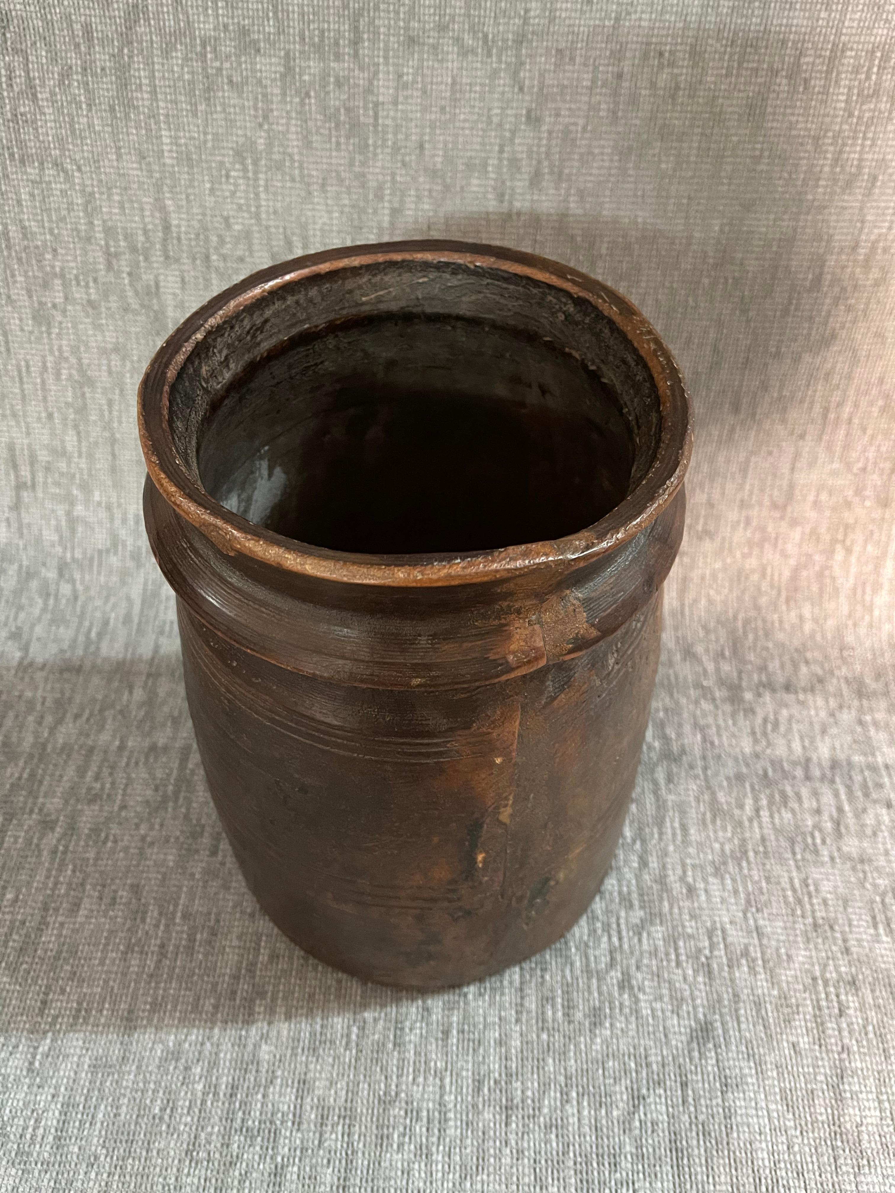 Bois 1940s  Pot himachal en vente