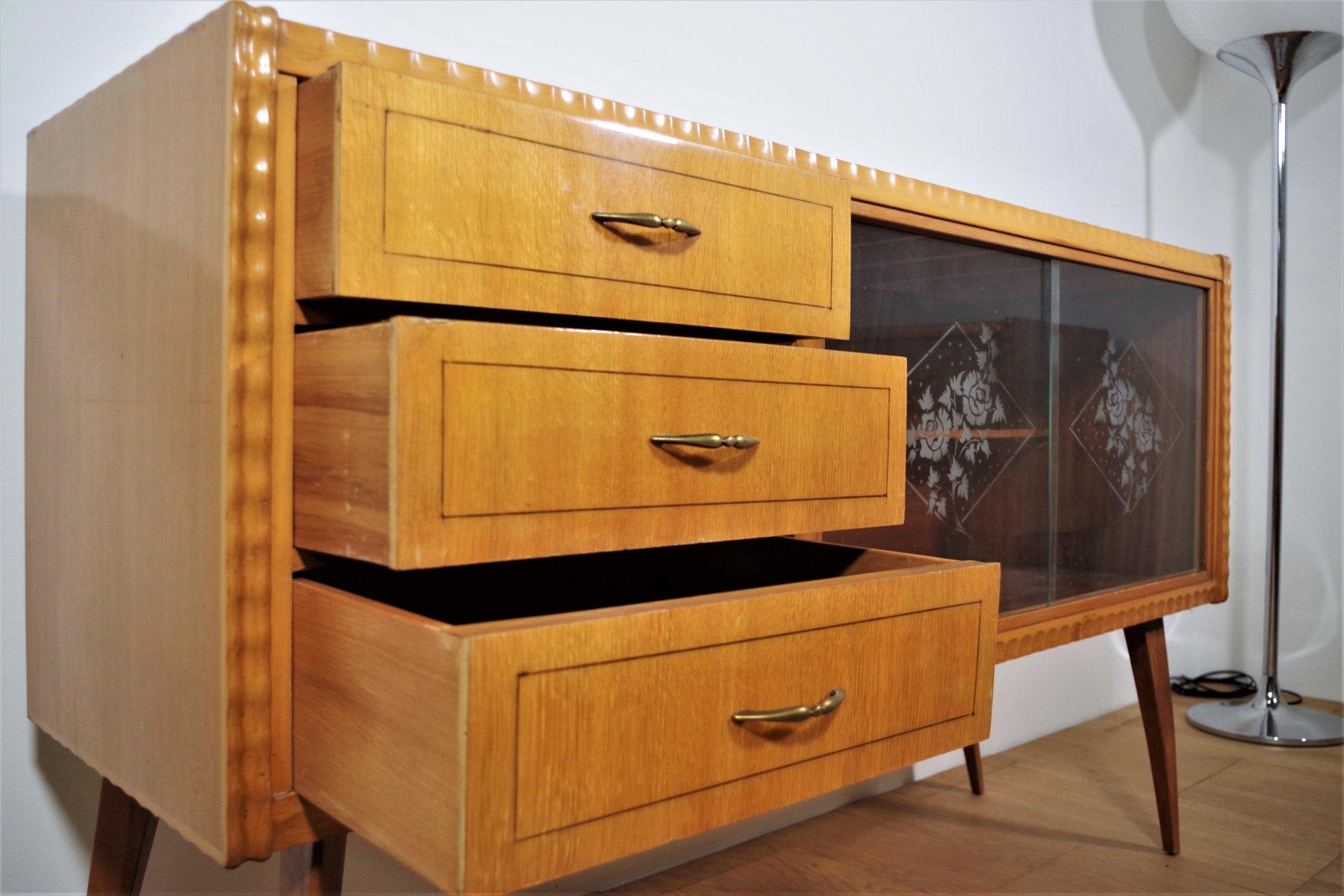 esszimmergarnitur aus Holz aus den 1940er Jahren - Tisch, Stühle und Anrichten (9er-Set) im Angebot 4