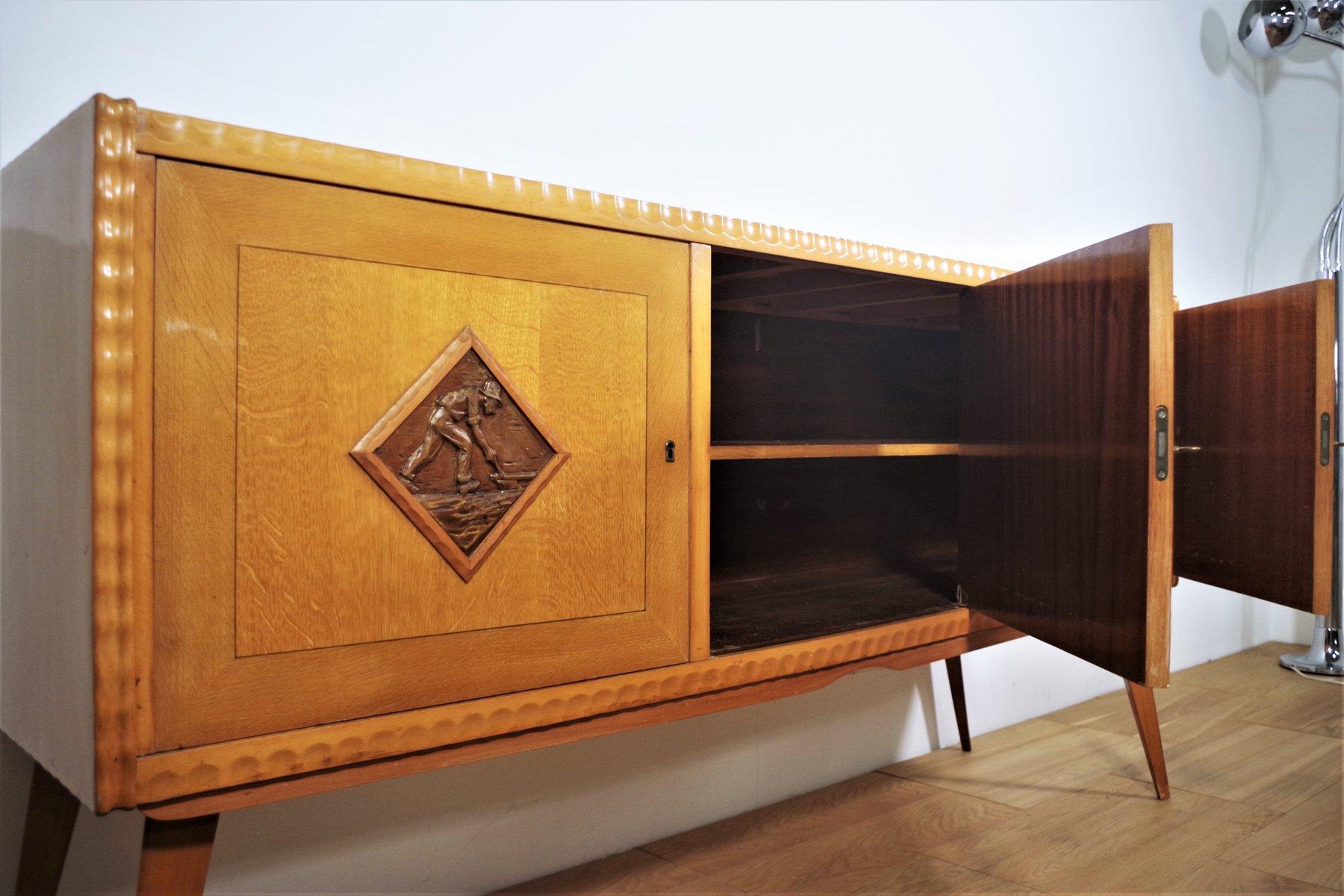 esszimmergarnitur aus Holz aus den 1940er Jahren - Tisch, Stühle und Anrichten (9er-Set) im Angebot 6
