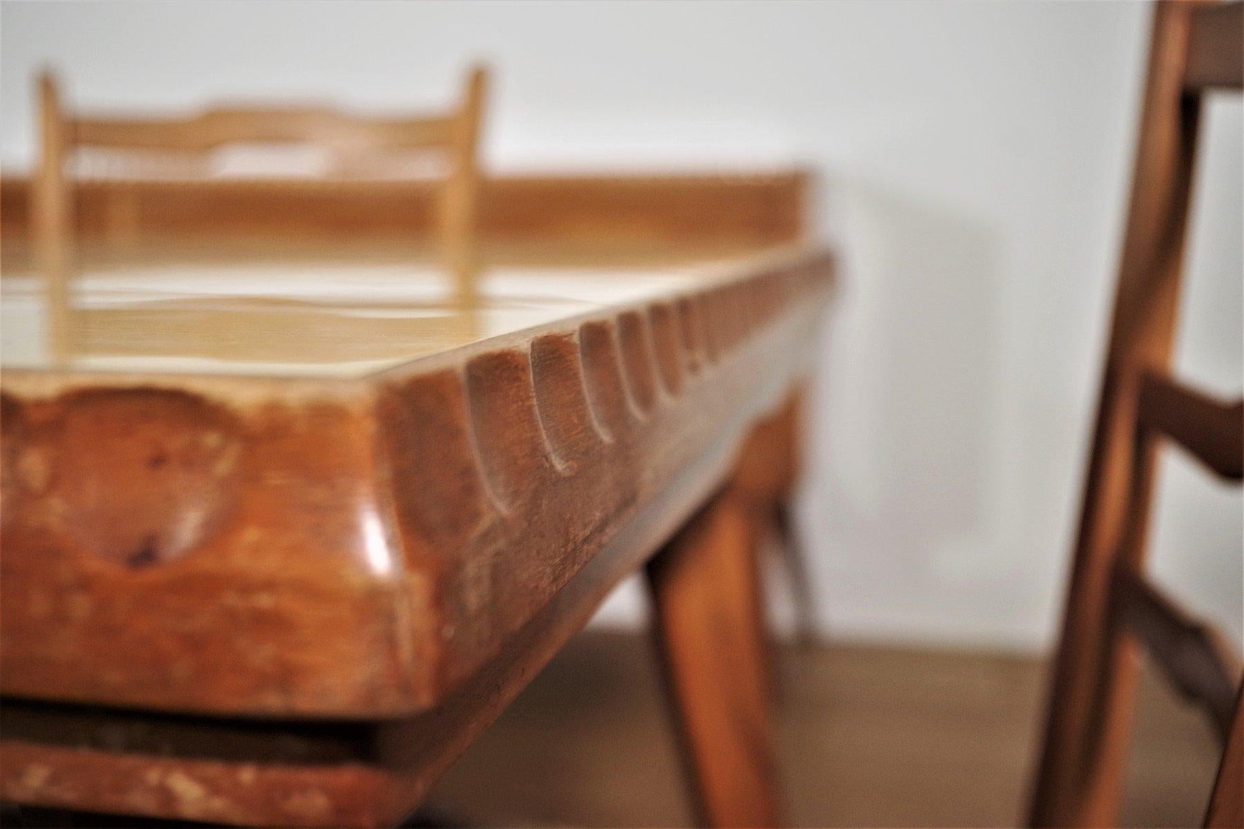 esszimmergarnitur aus Holz aus den 1940er Jahren - Tisch, Stühle und Anrichten (9er-Set) im Angebot 13