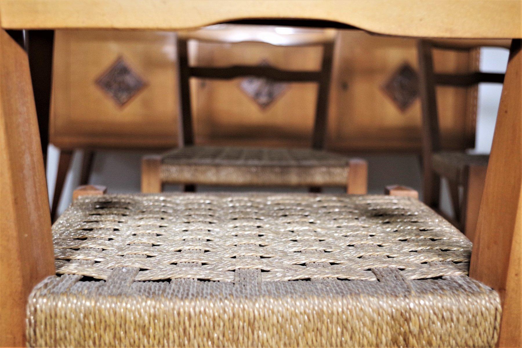esszimmergarnitur aus Holz aus den 1940er Jahren - Tisch, Stühle und Anrichten (9er-Set) im Angebot 2